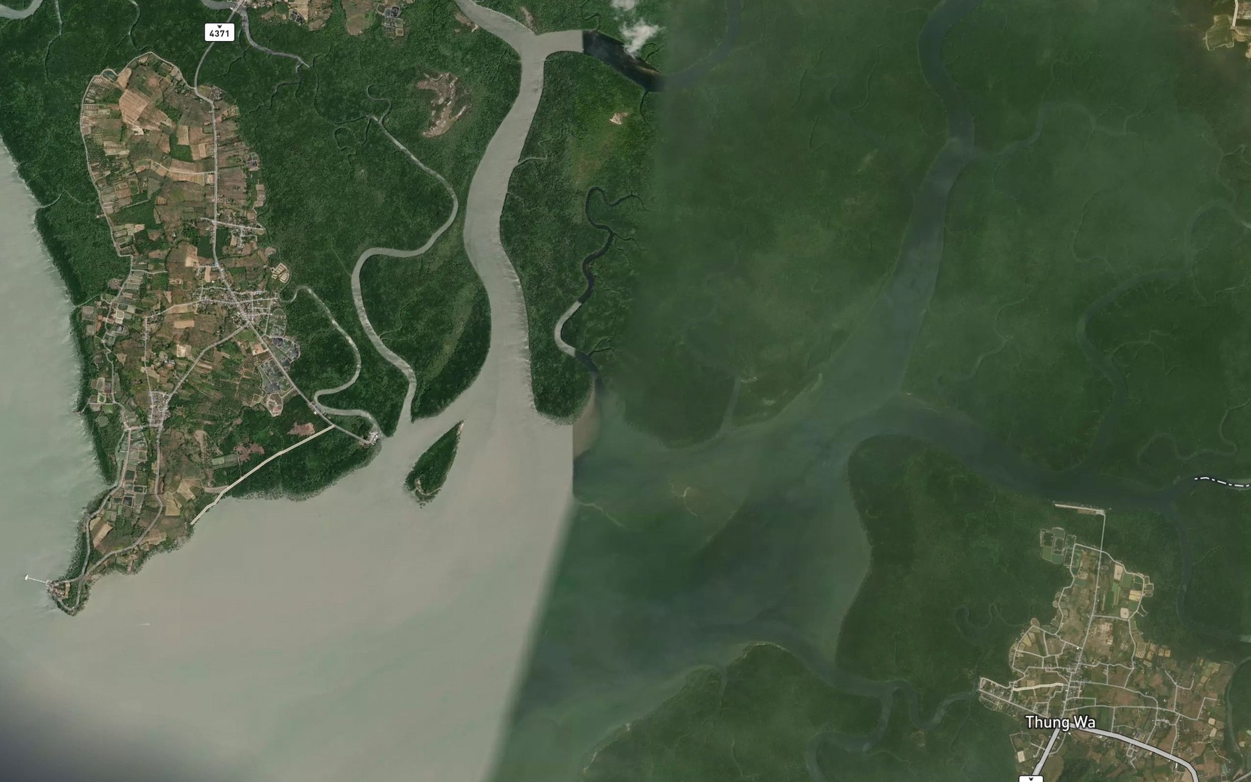 Satellite map of the Khlong Hai Pi