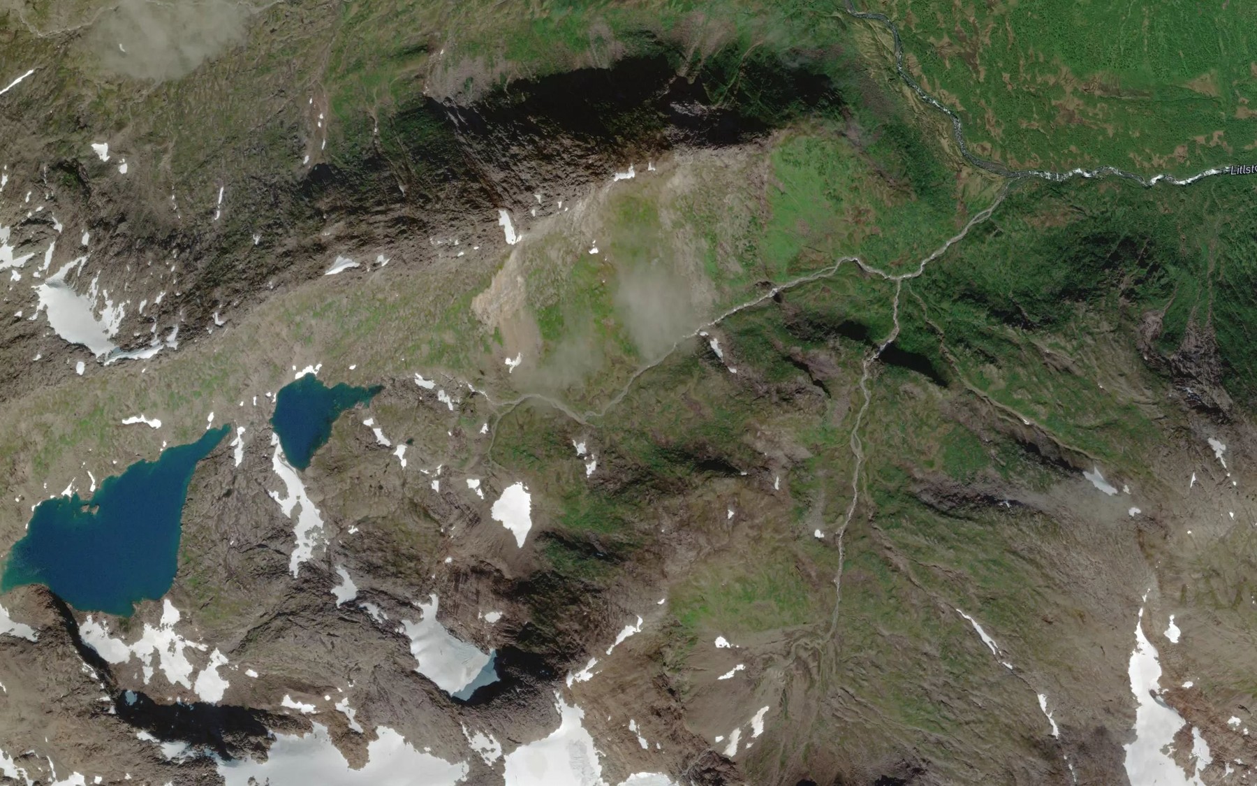 Satellite map of the Suorgisjakka