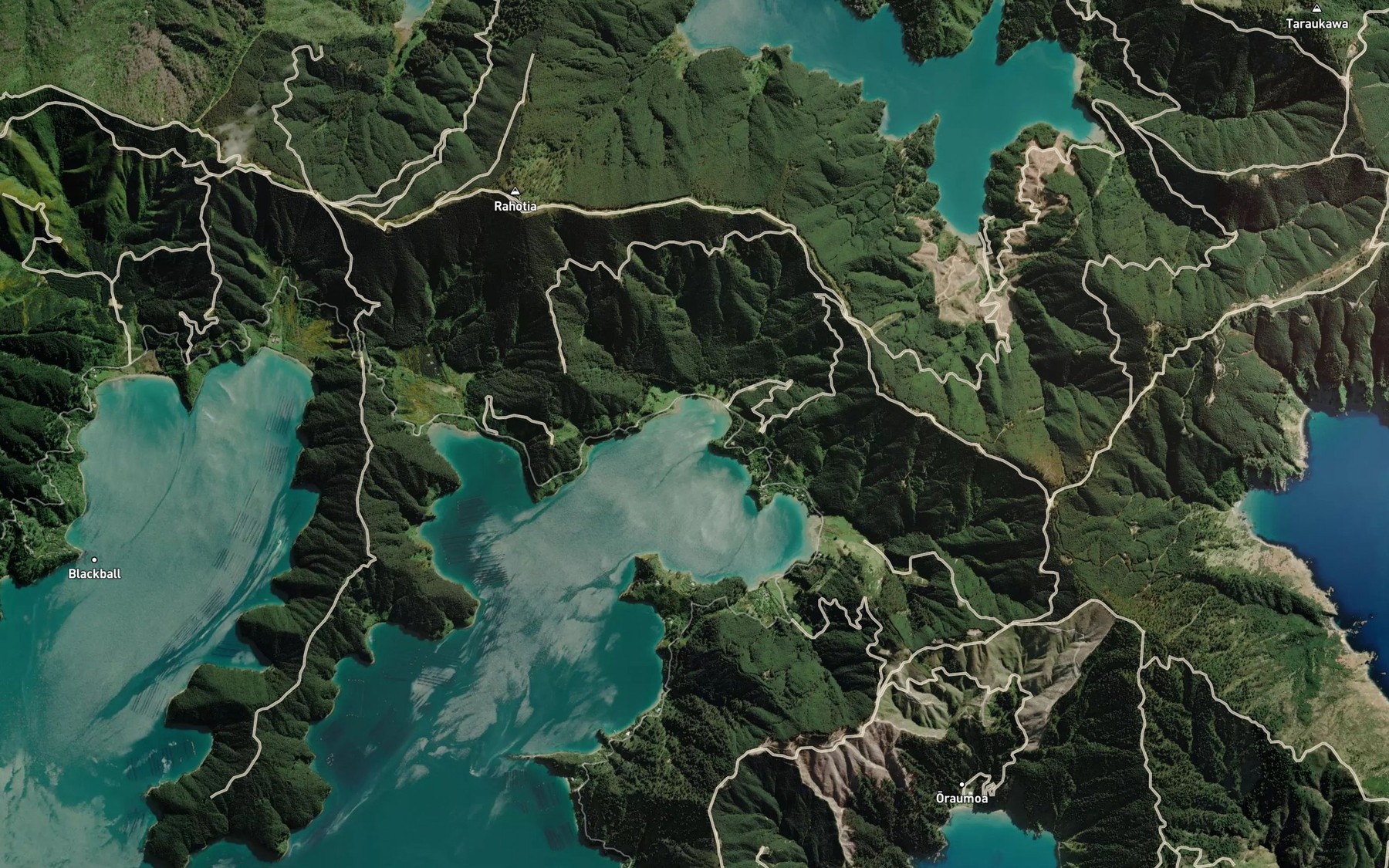 Satellite map of the Hakana Bay