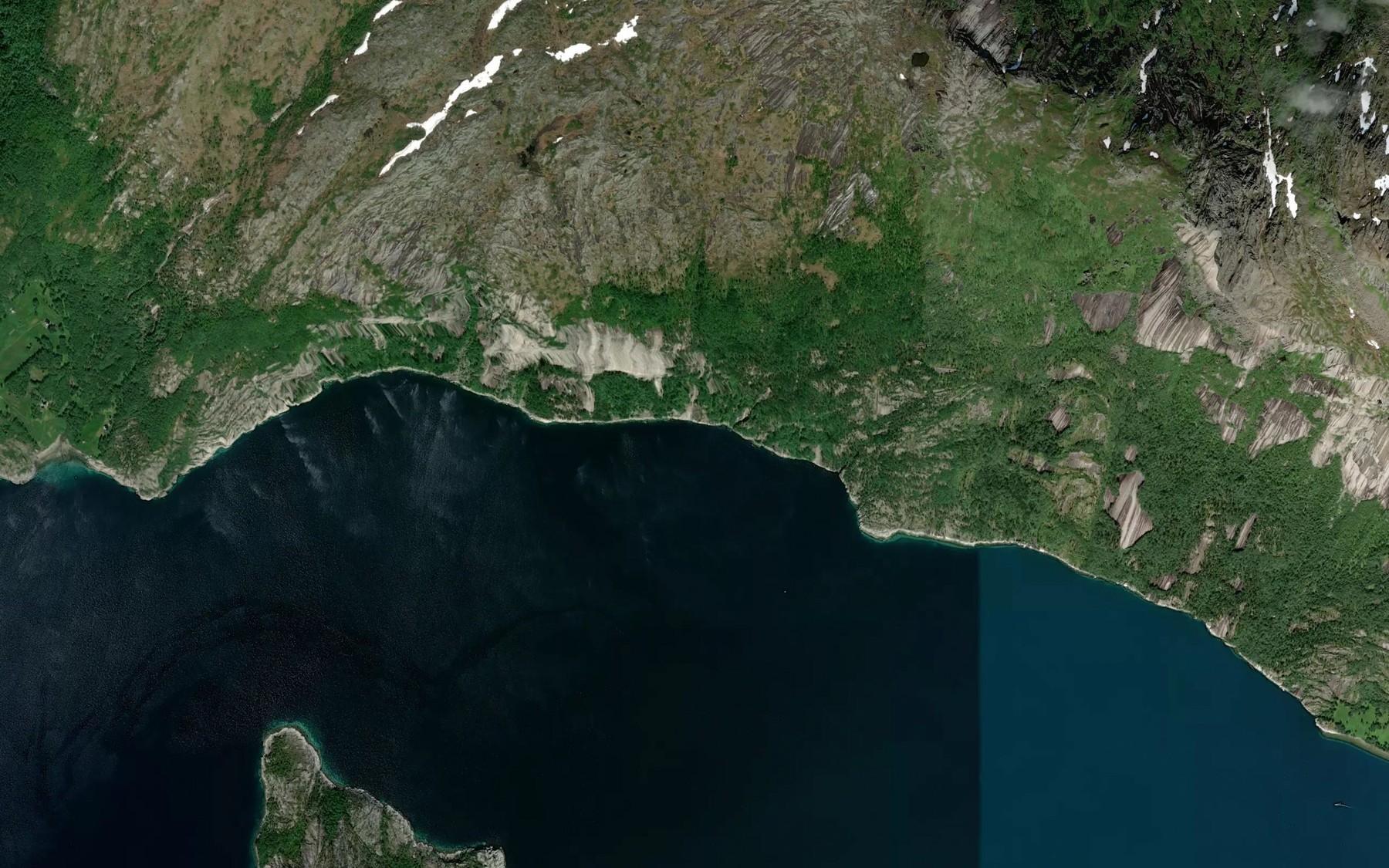 Satellite map of the Juovvaluokta