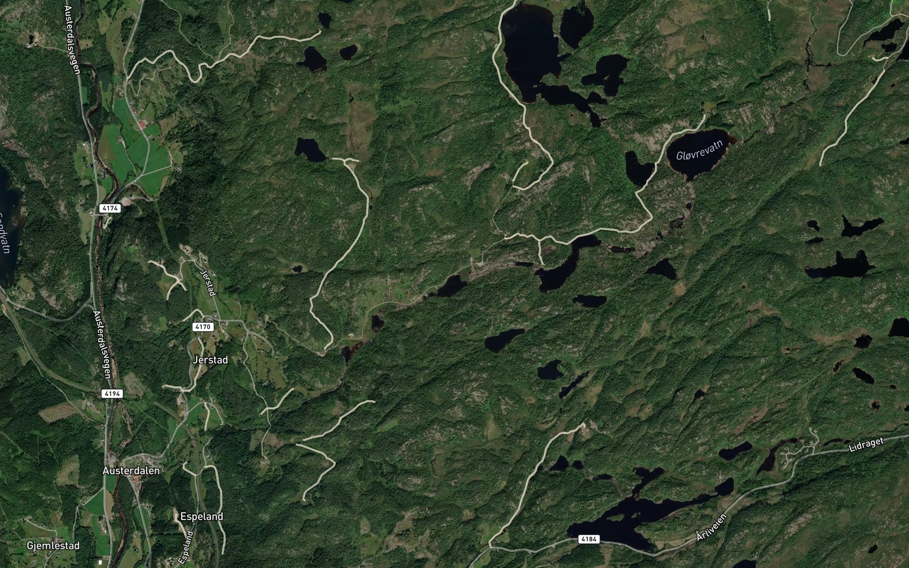 Satellite map of the Rauskelitjonn