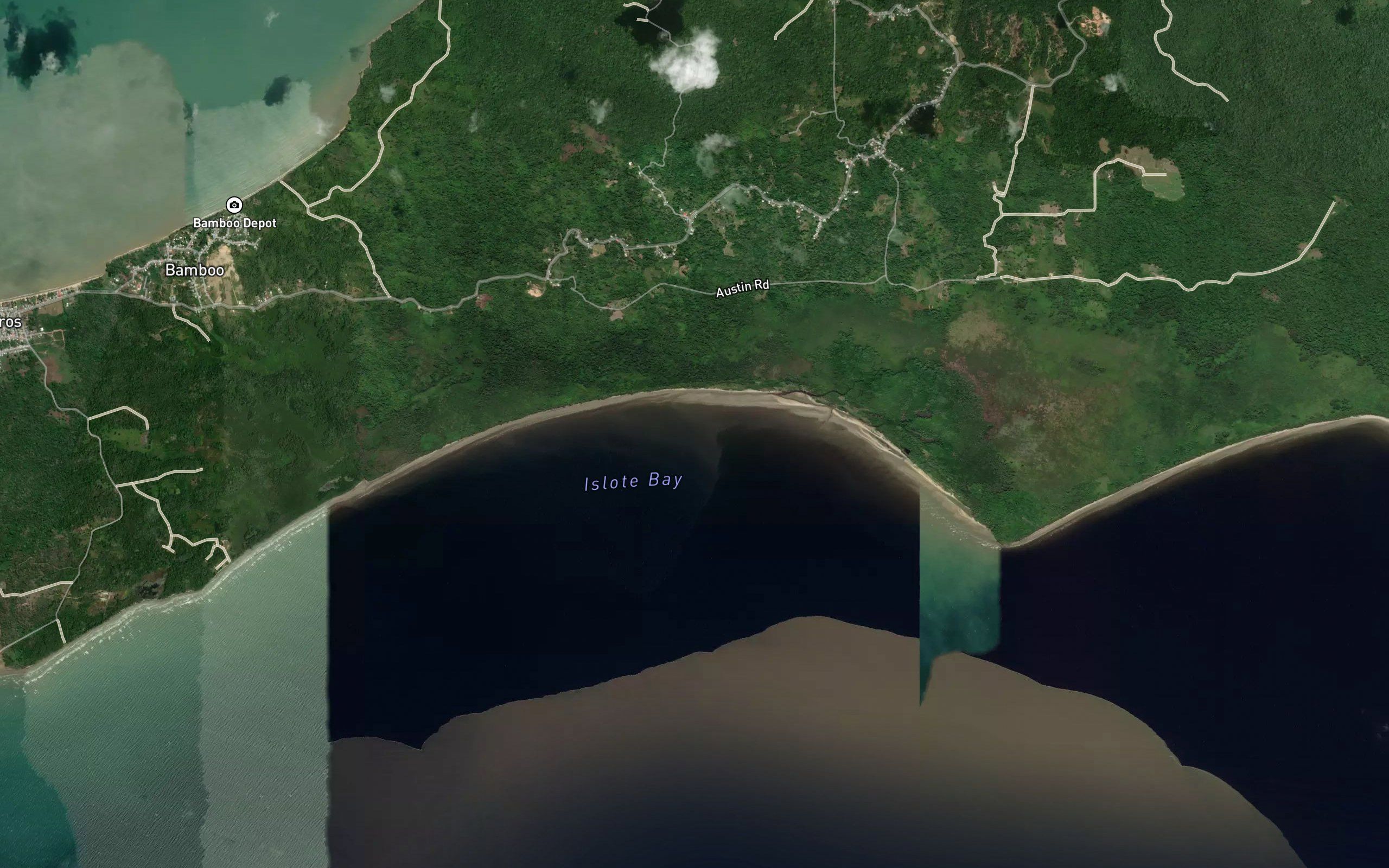 Islote Bay