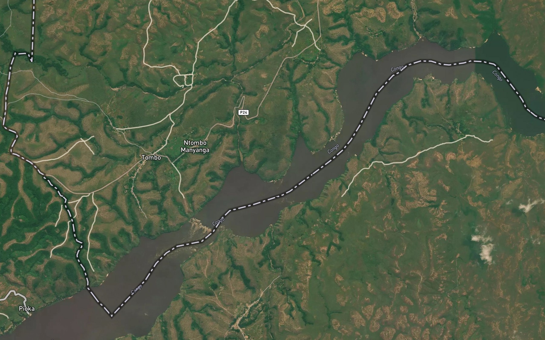 Satellite map of the Loufou