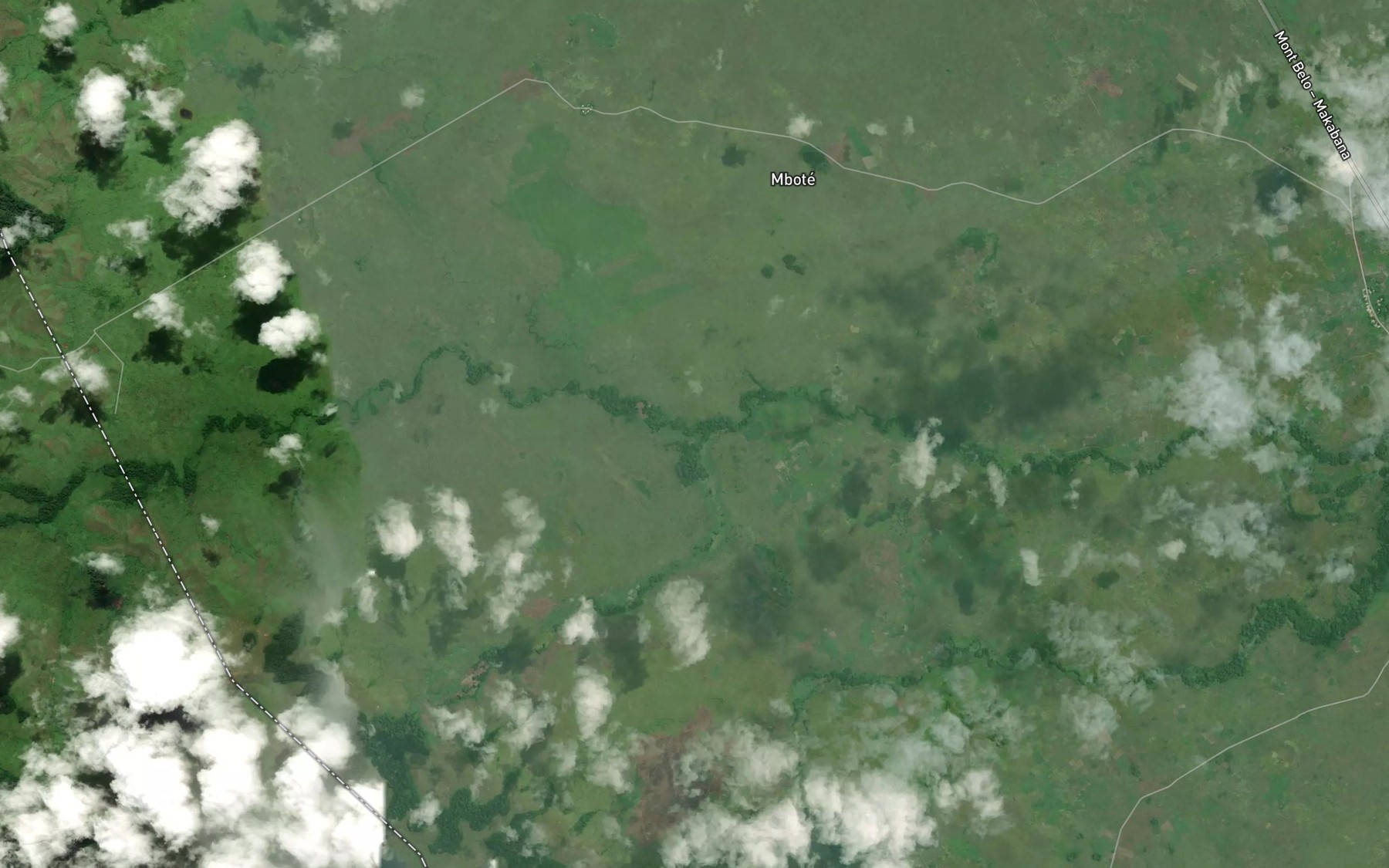 Satellite map of the Makouongo
