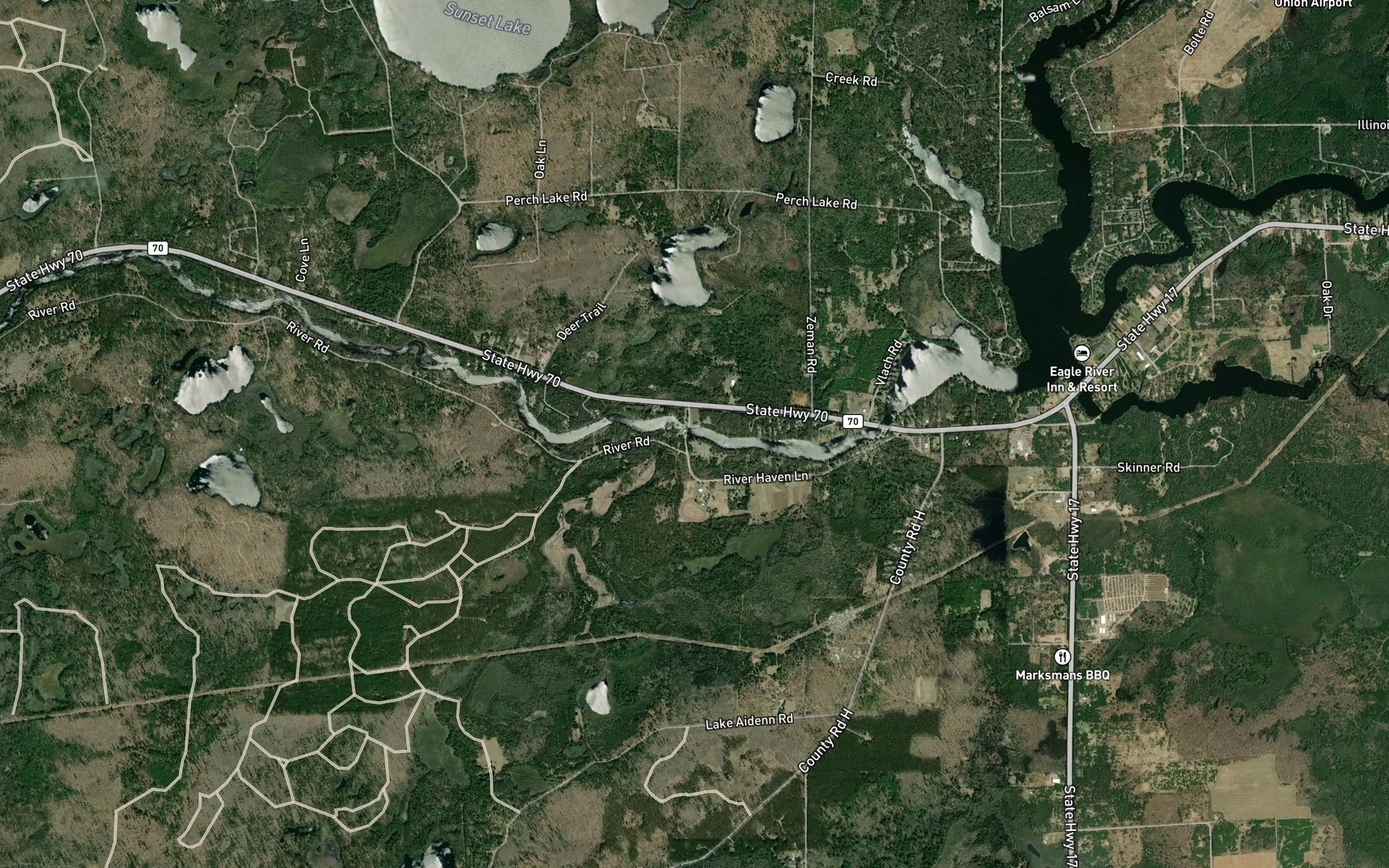 Satellite map of the Watersmeet Lake 533
