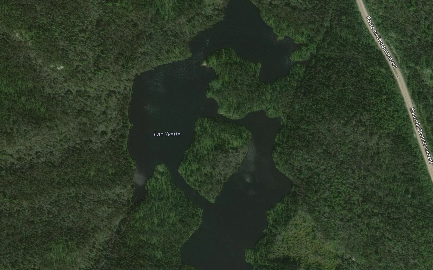 Satellite map of the Lac Yvette