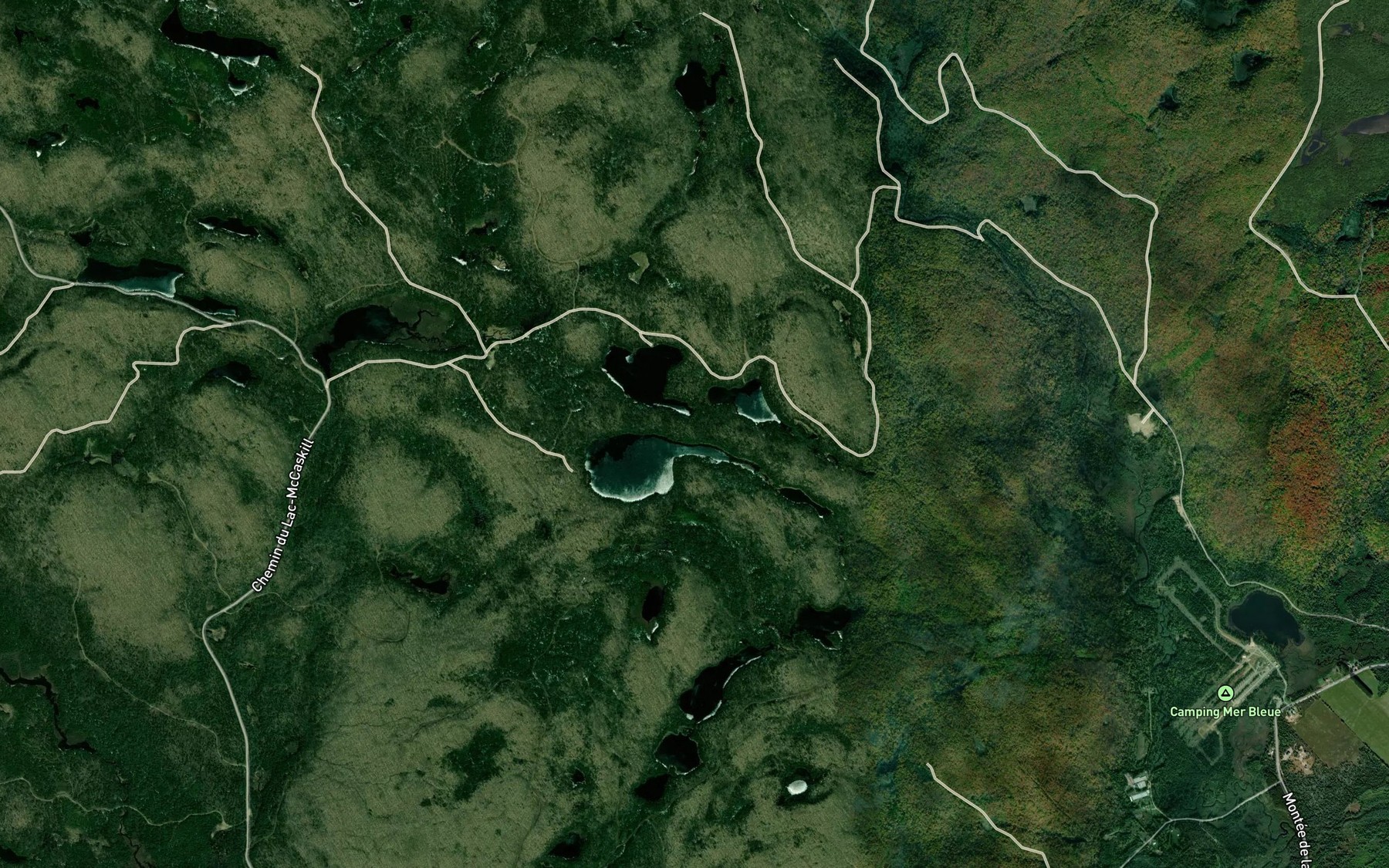 Satellite map of the Les Trois Lacs