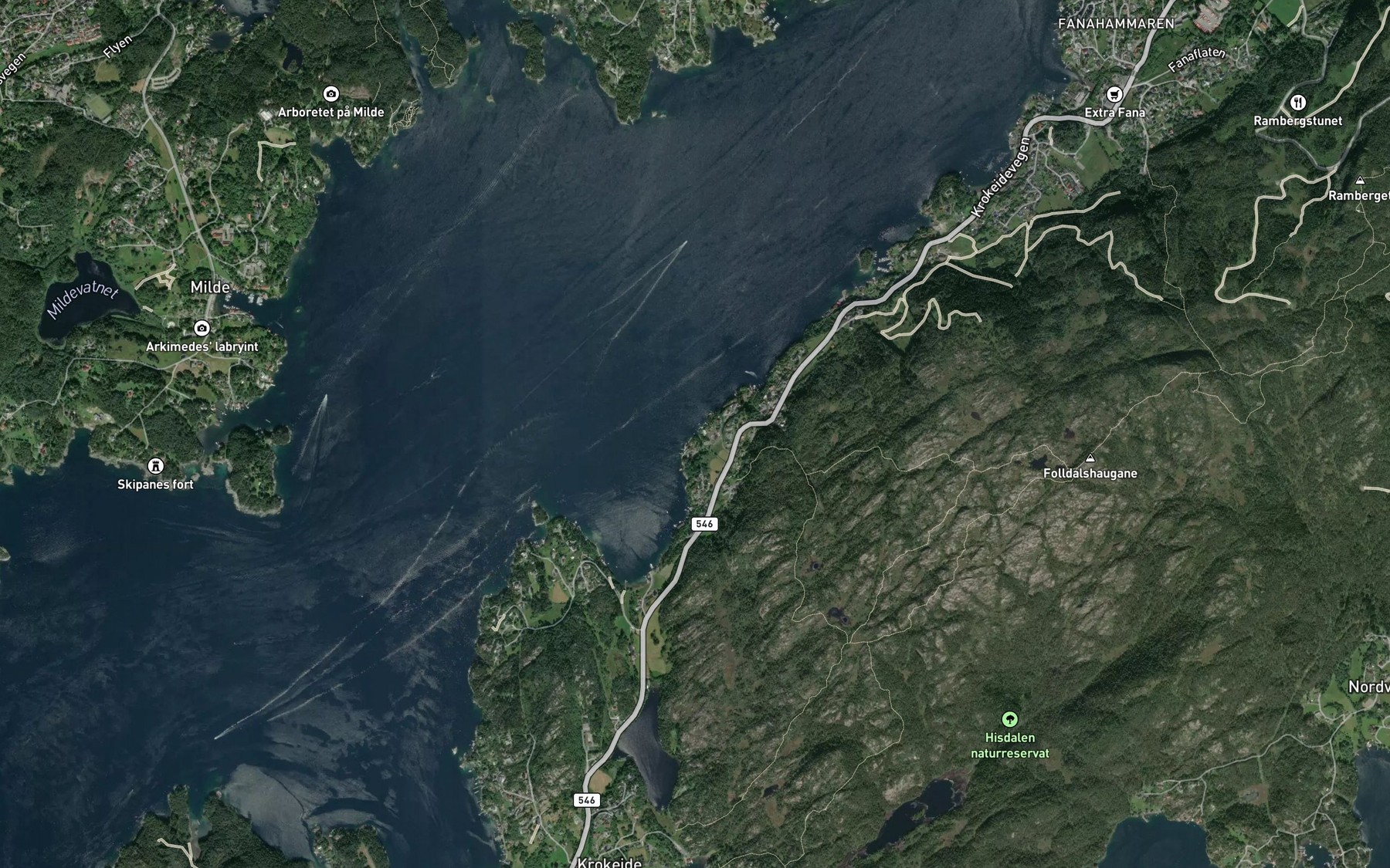 Satellite map of the Smavikane