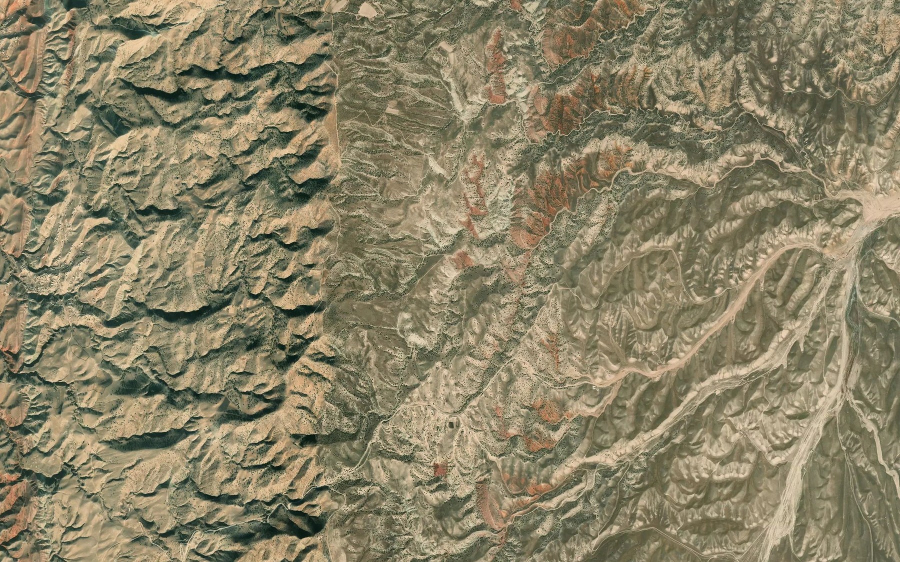 Satellite map of the Rodnik Losaybulok