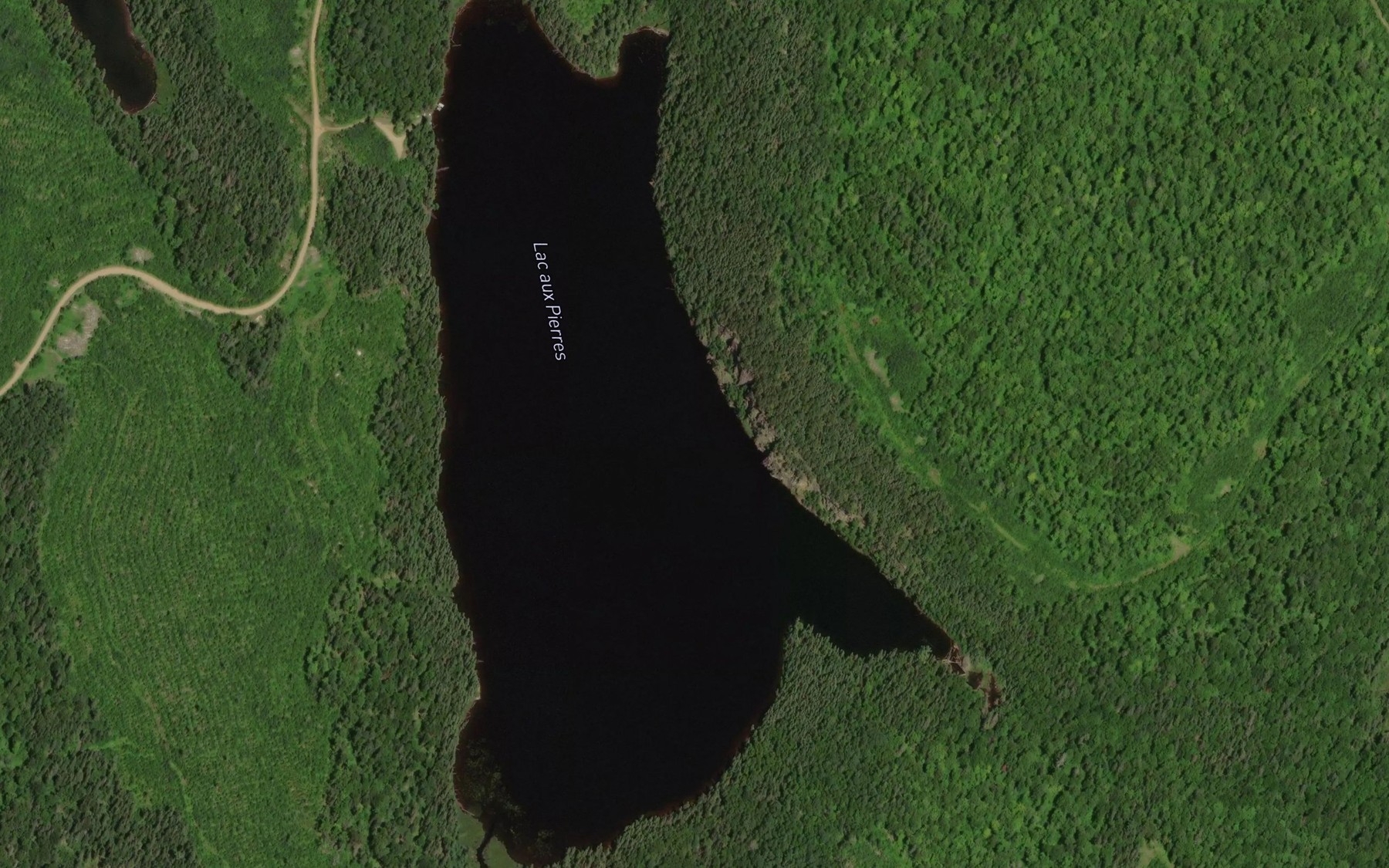 Satellite map of the Lac aux Pierres