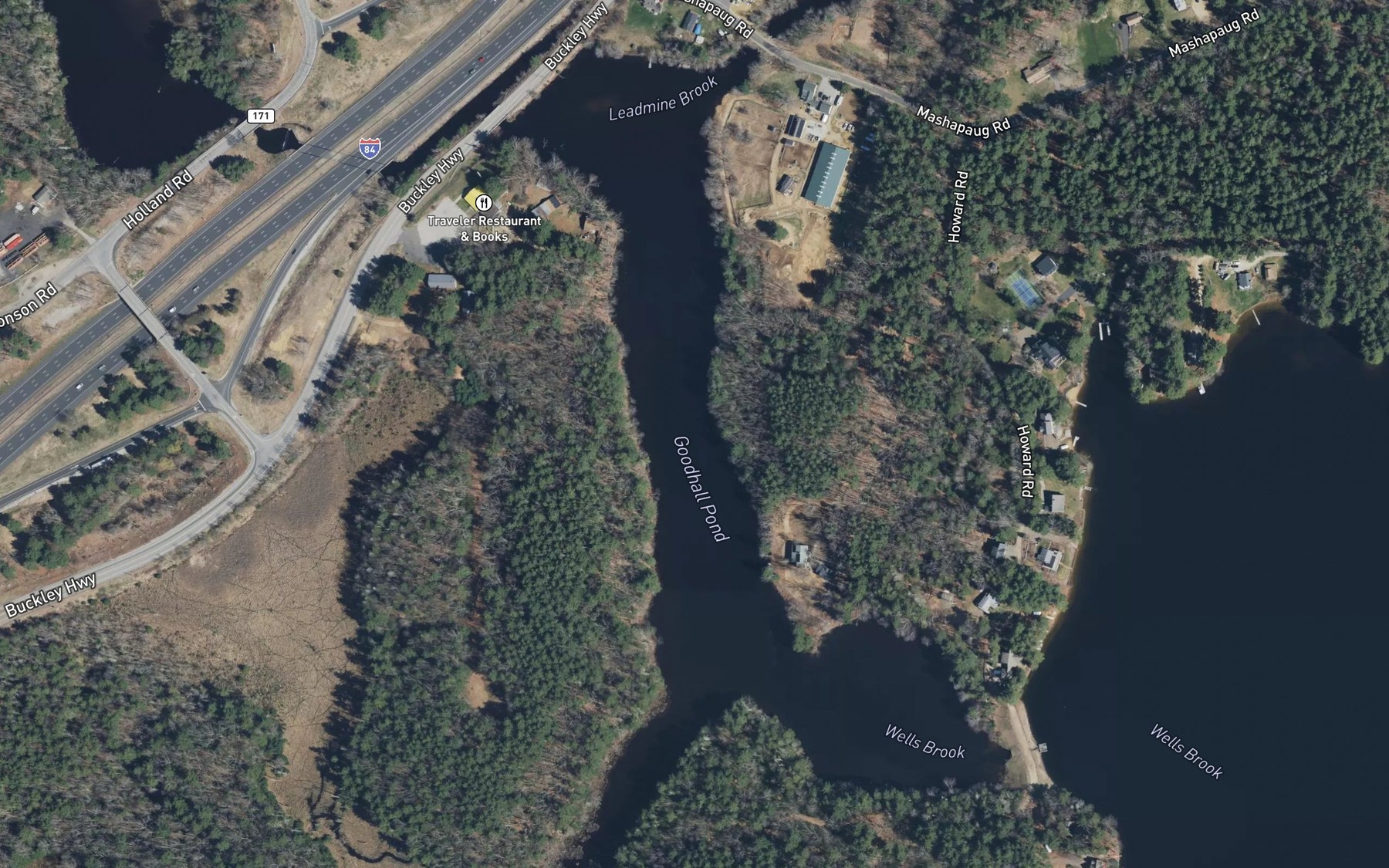 Satellite map of the Mashapaug Pond