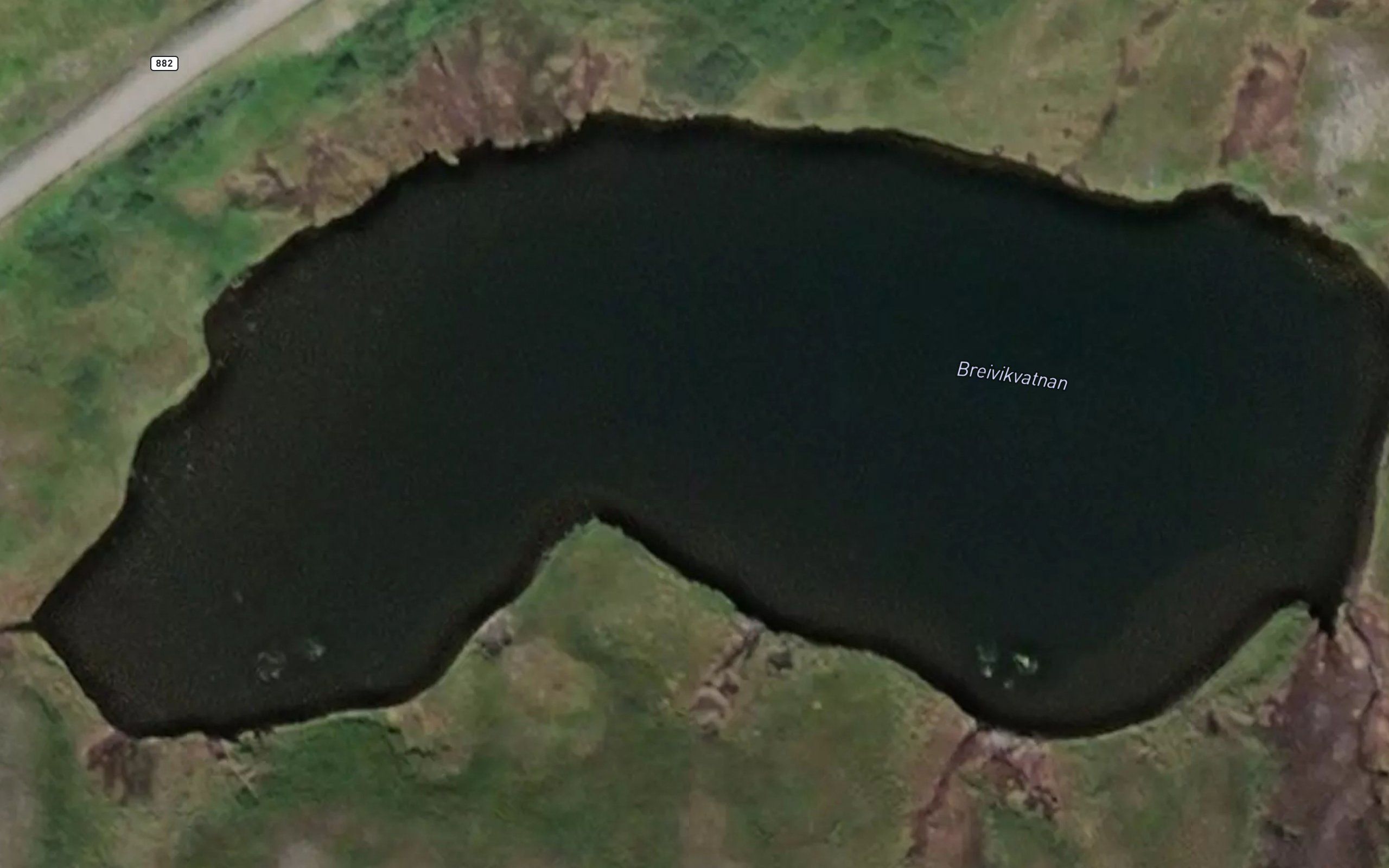 Breidvikvatna