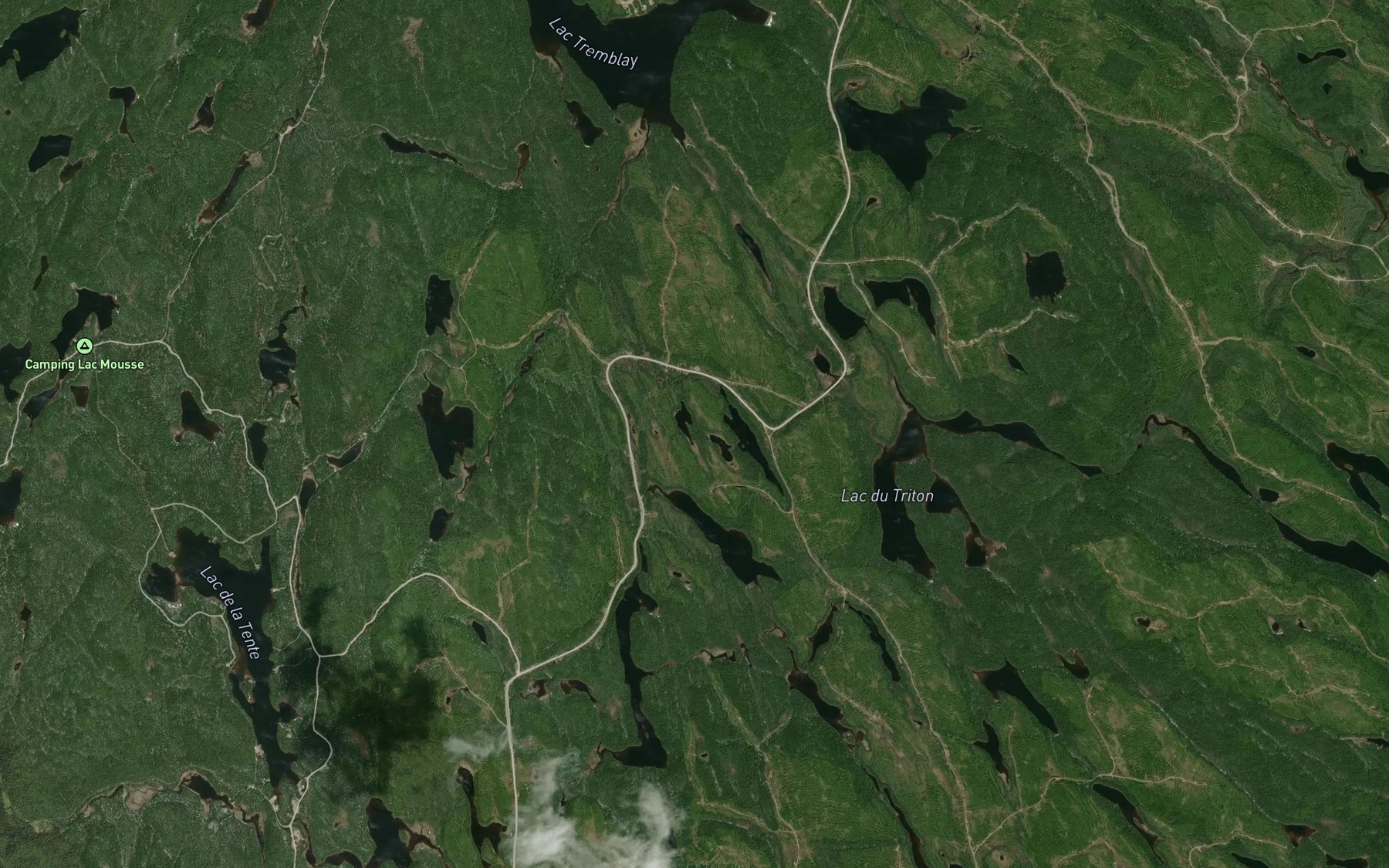 Satellite map of the Lac de l'Apostrophe