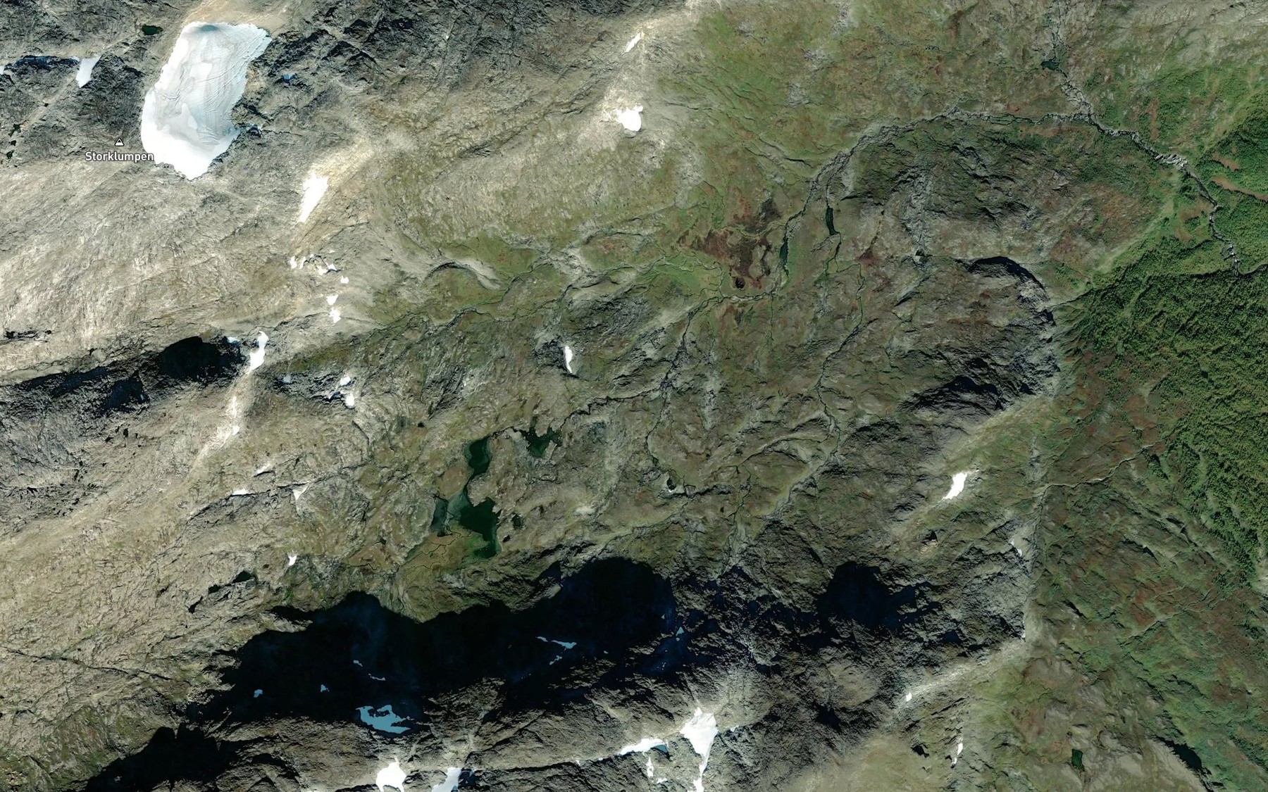 Satellite map of the Gyojnedjohke