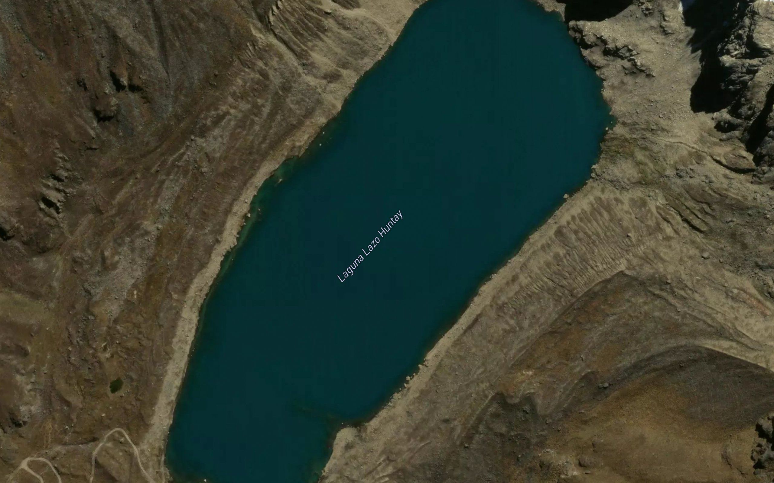 Laguna Lazo Huntay