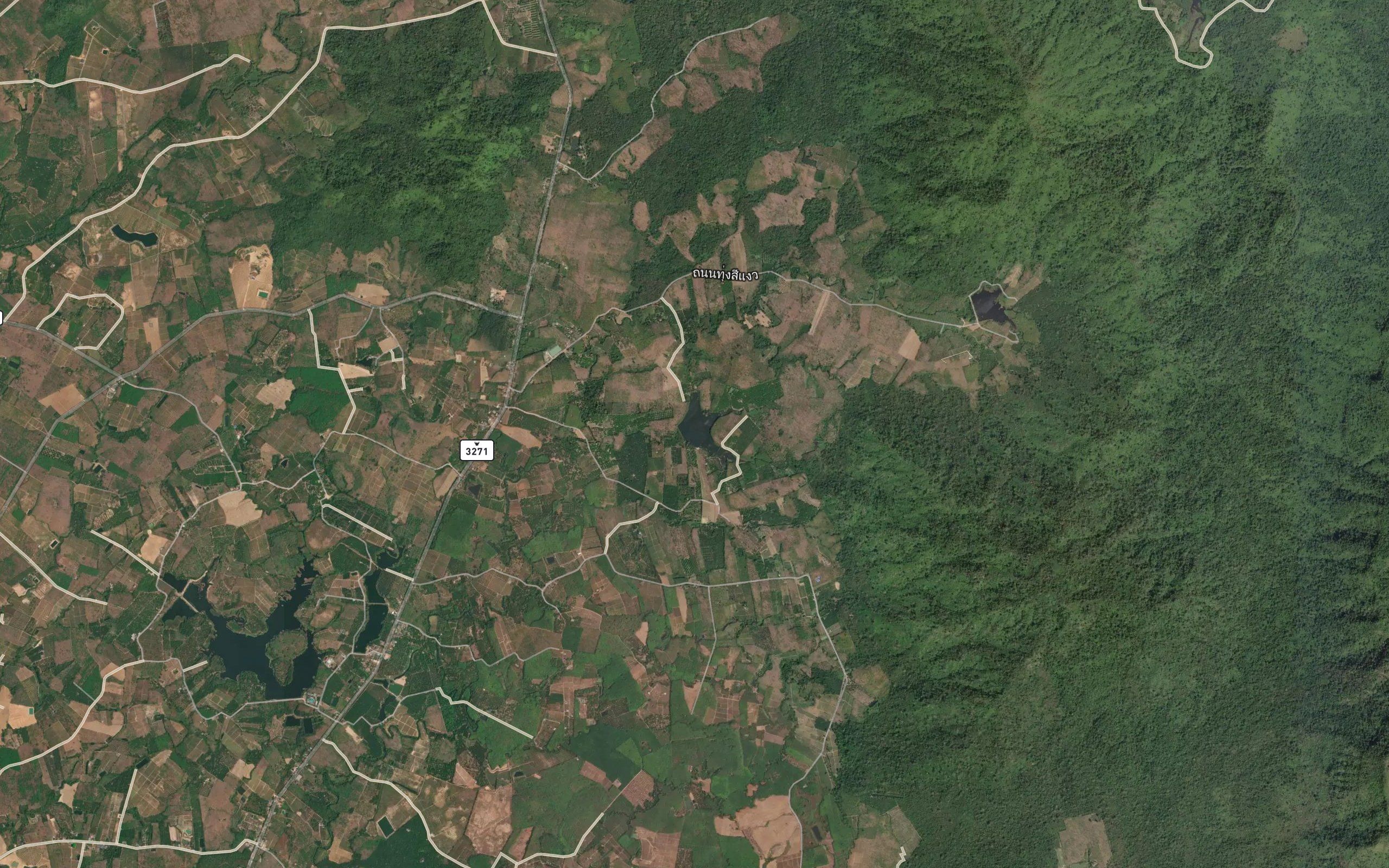 Ang Kep Nam Ban Khlong Khwang Noi