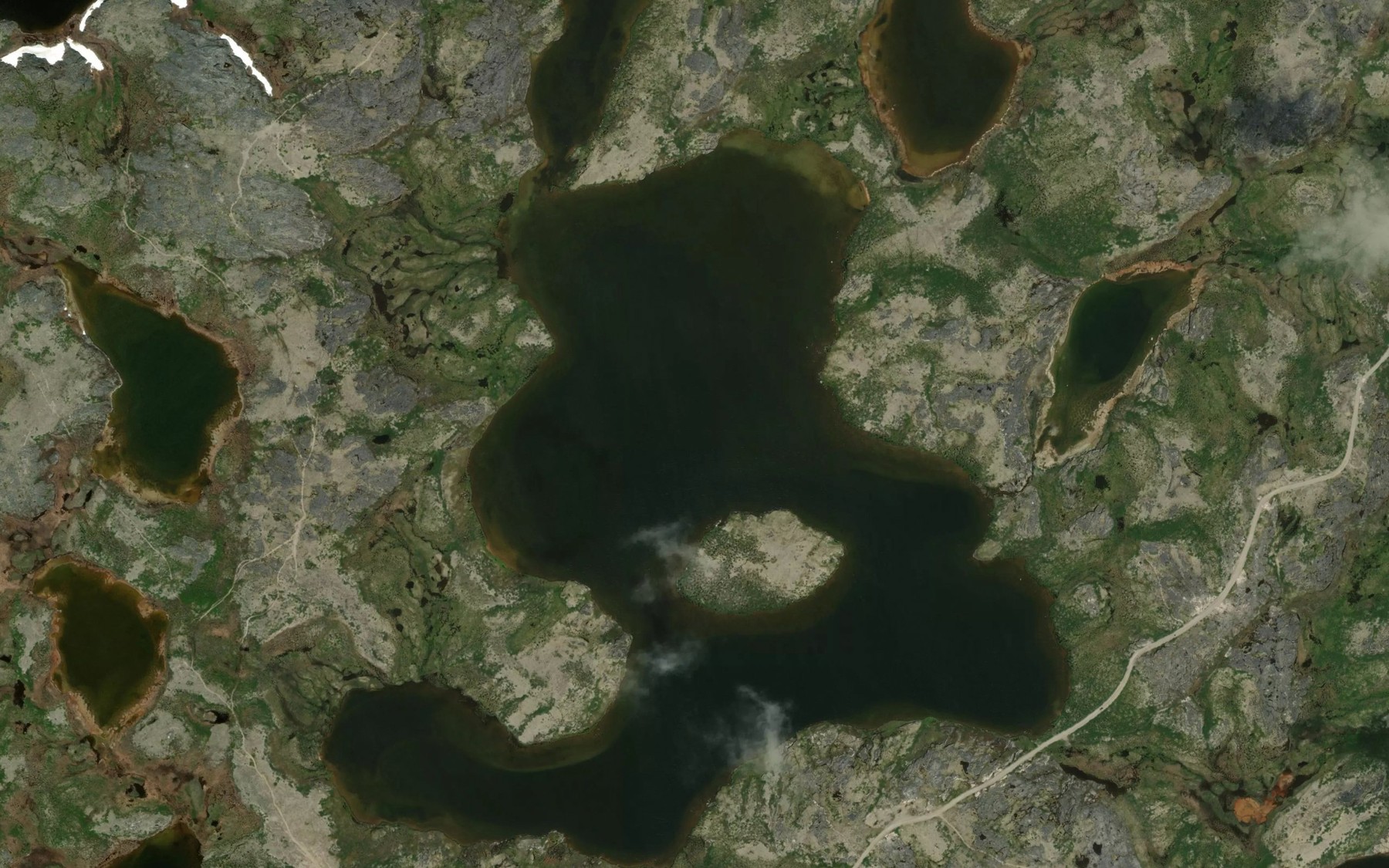 Satellite map of the Lac Qikirtalik