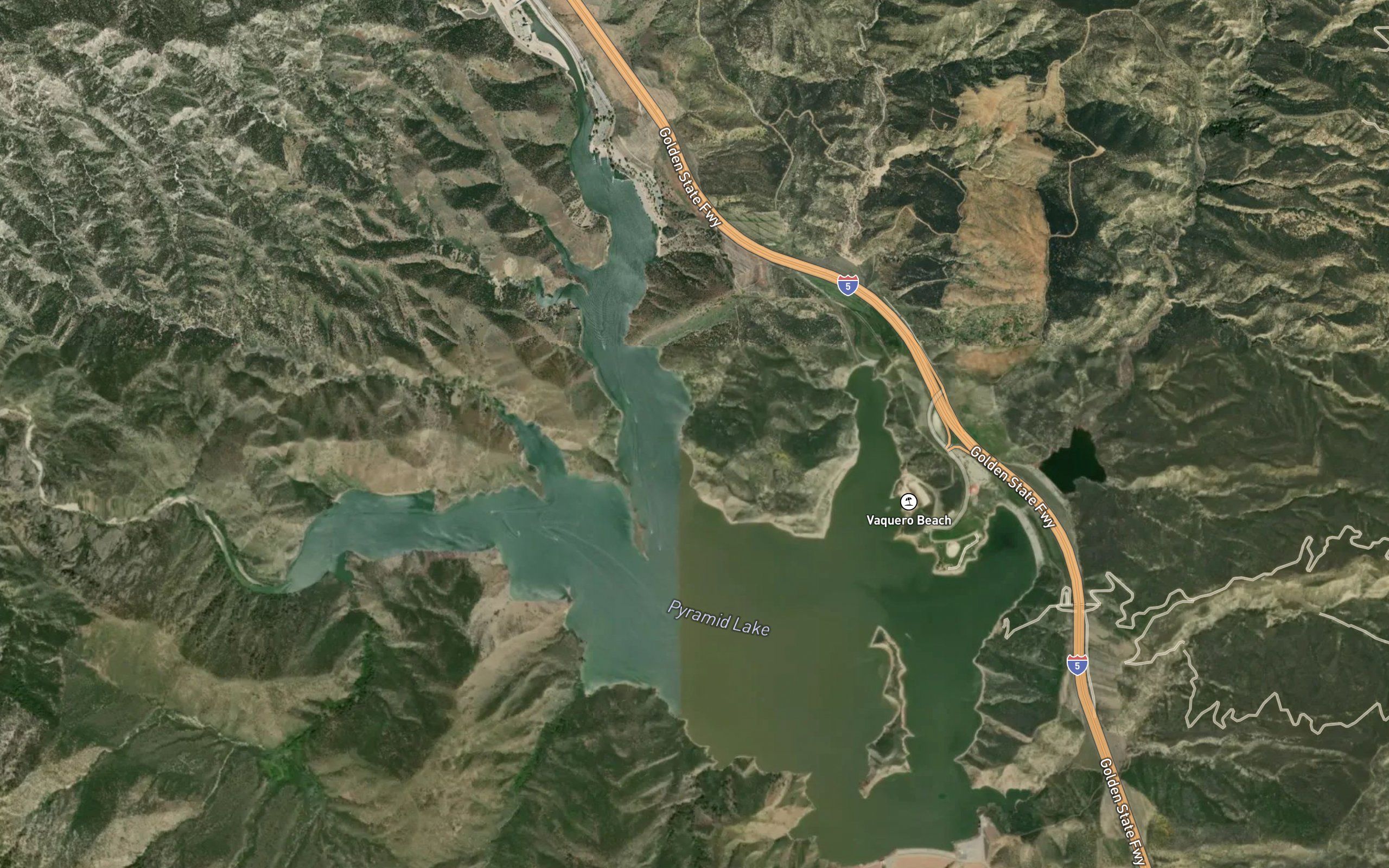 Pyramid Lake