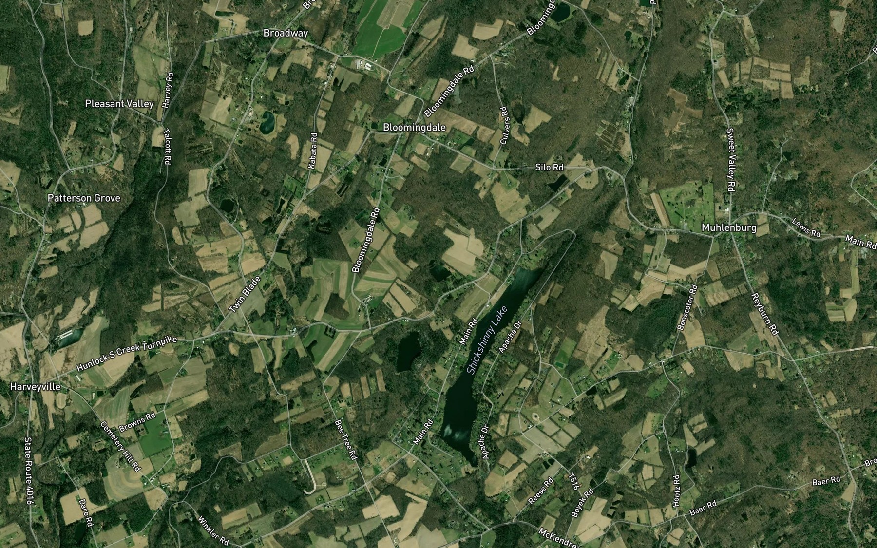 Satellite map of the Hiland Lake