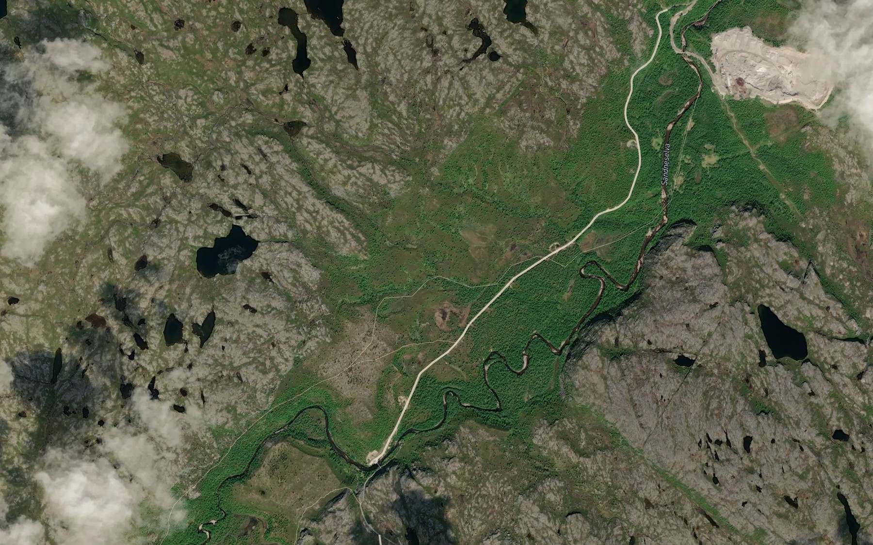 Satellite map of the Fiskevatnbekken