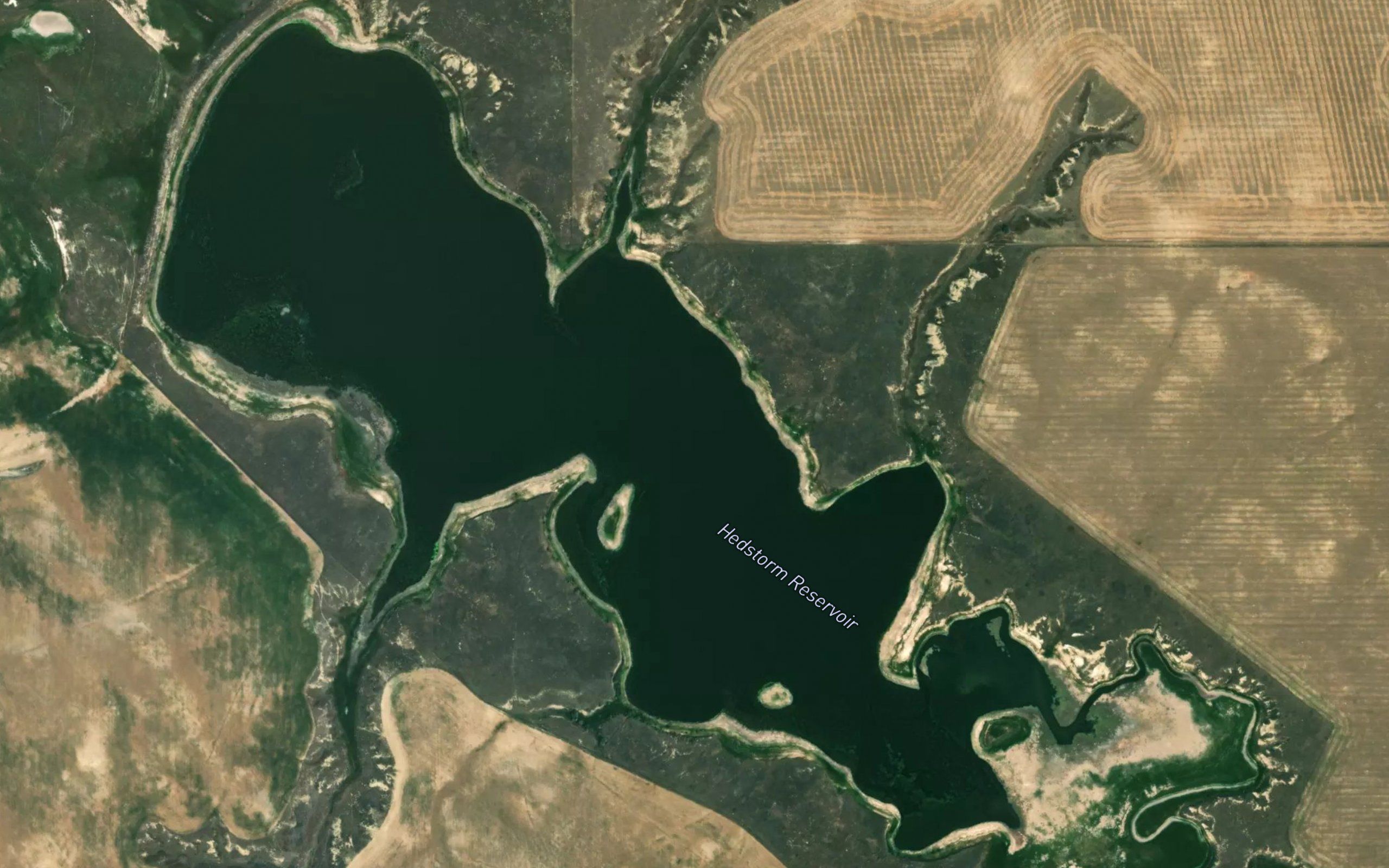 Hedstrom Lake
