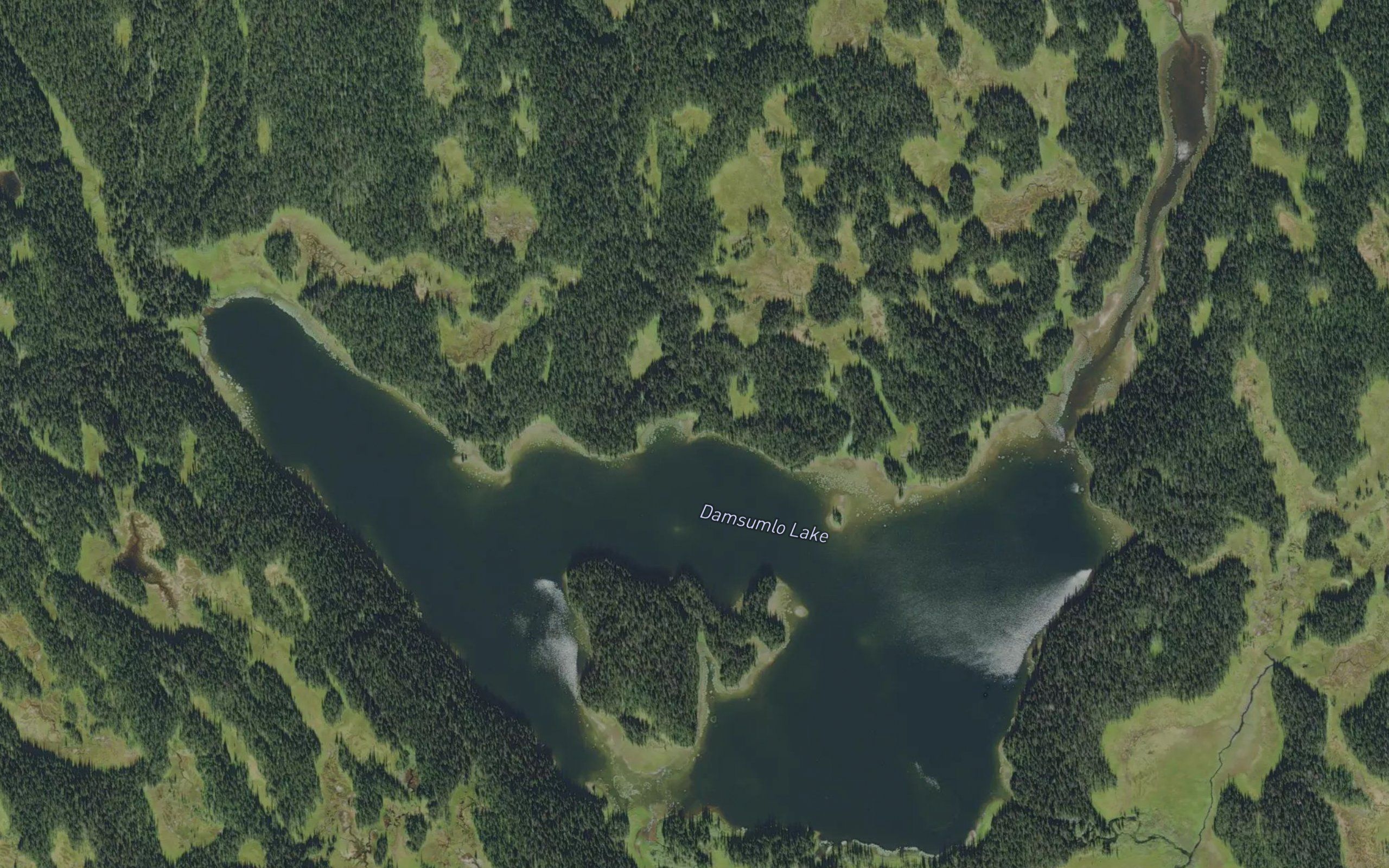 Damsumlo Lake