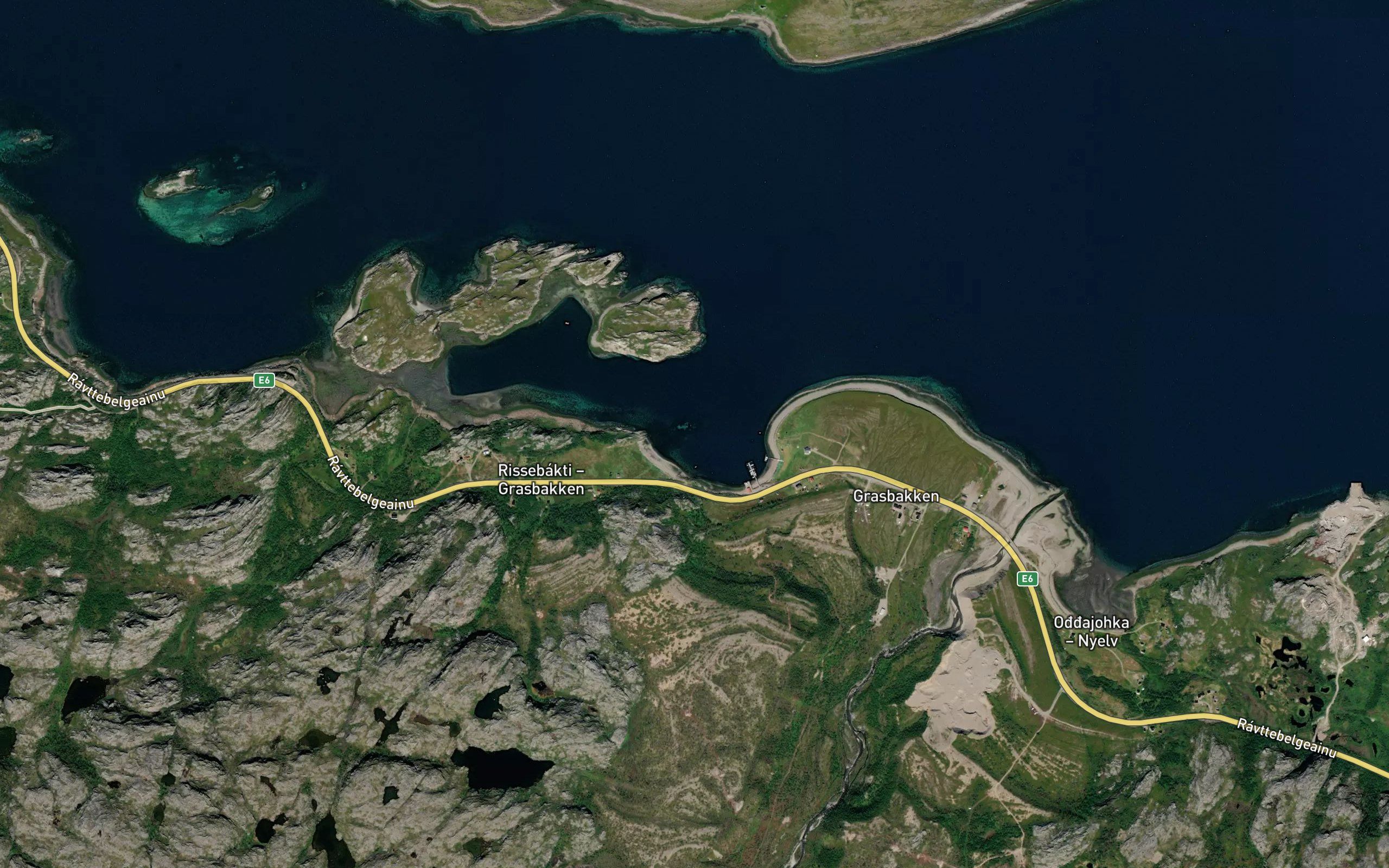 Grasbakkenbukta