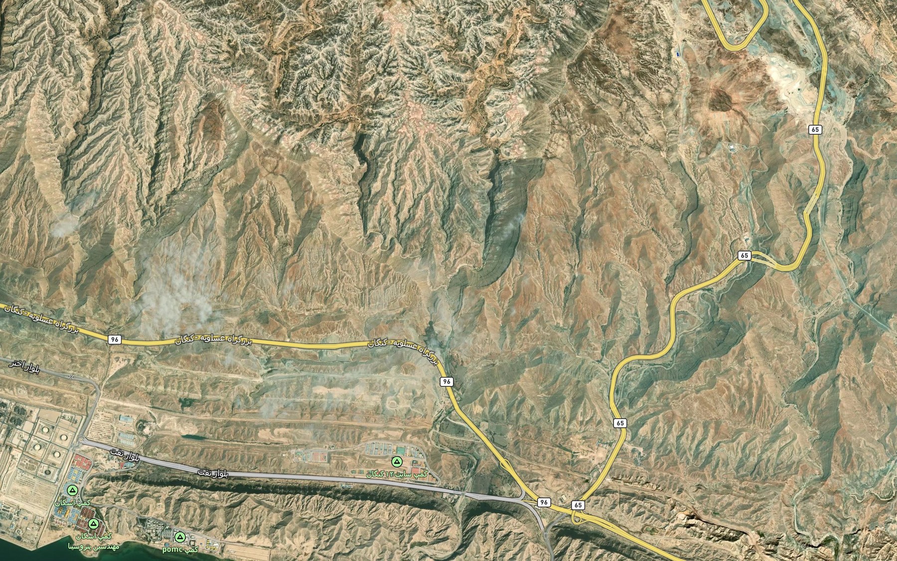 Satellite map of the Rudkhaneh-ye Gharbeh