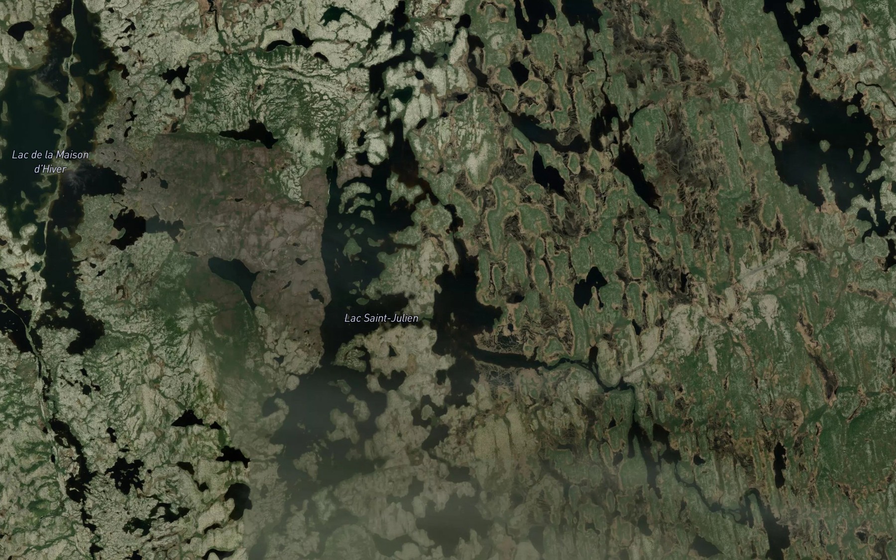 Satellite map of the Lac Saint-Julien