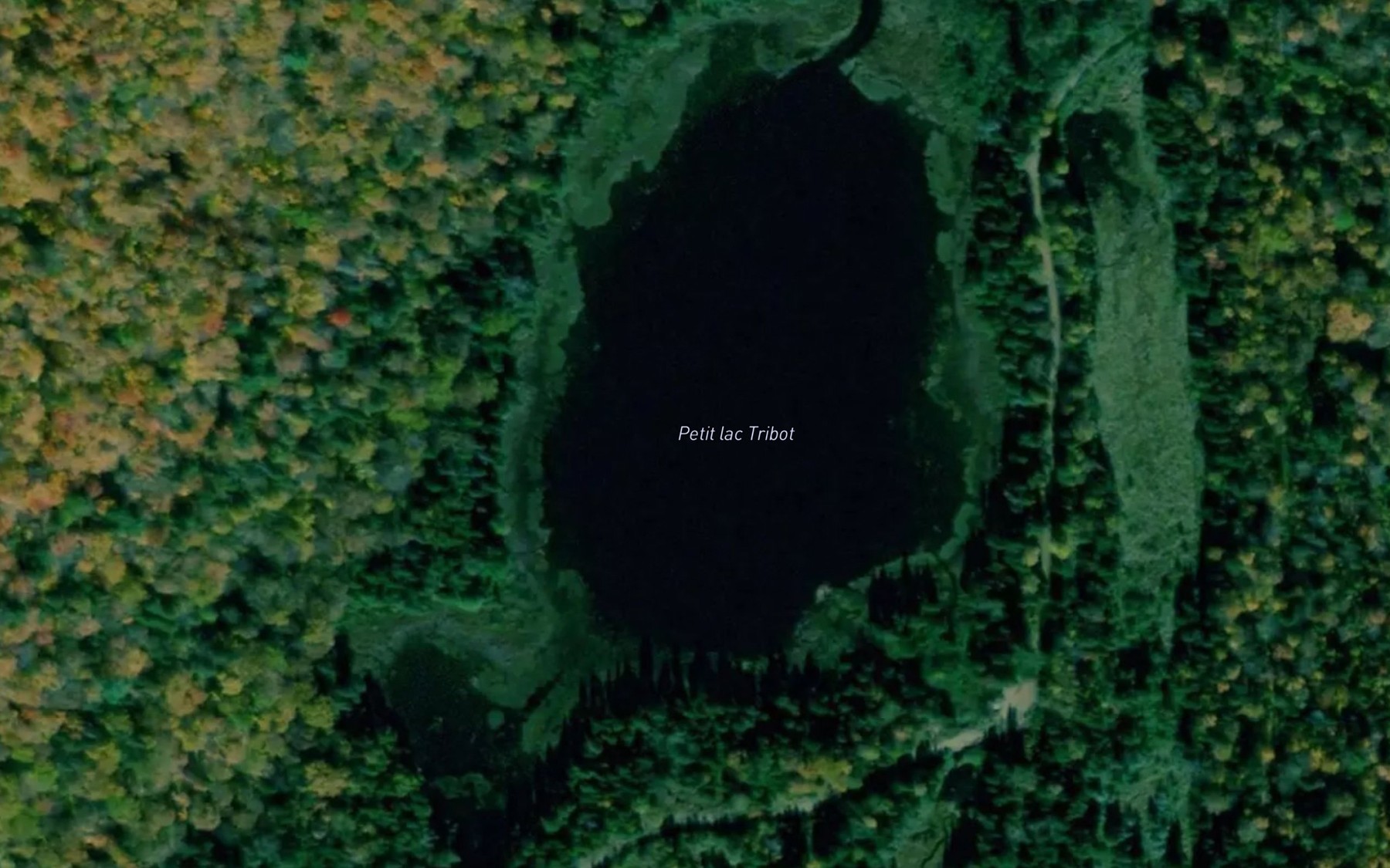Satellite map of the Petit lac Tribot