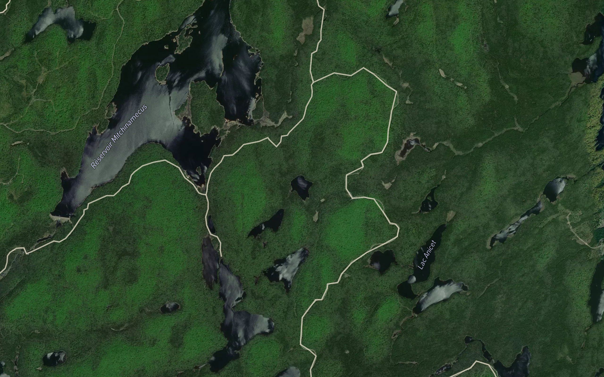 Petit lac Rocher
