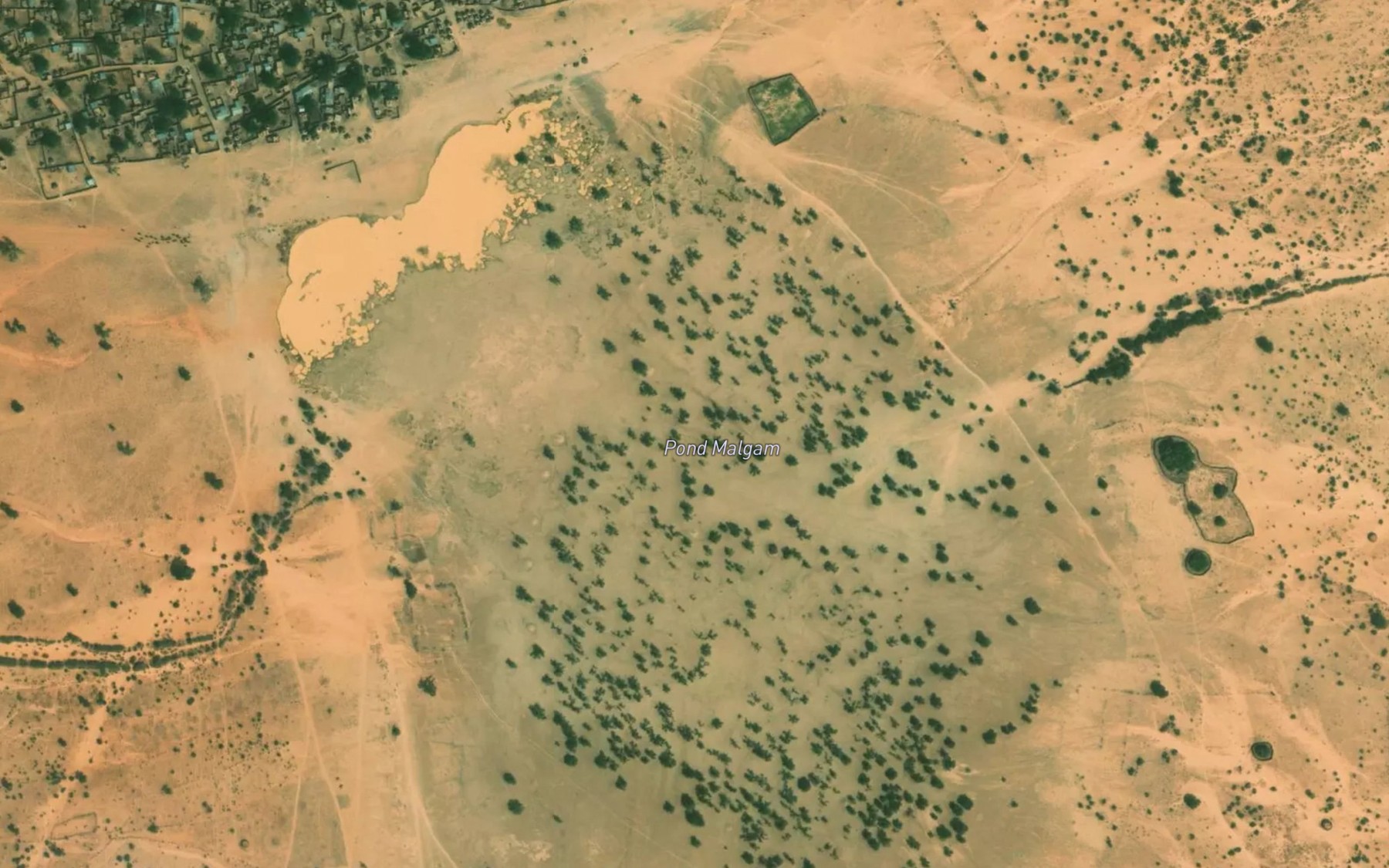 Satellite map of the Pond Malgam