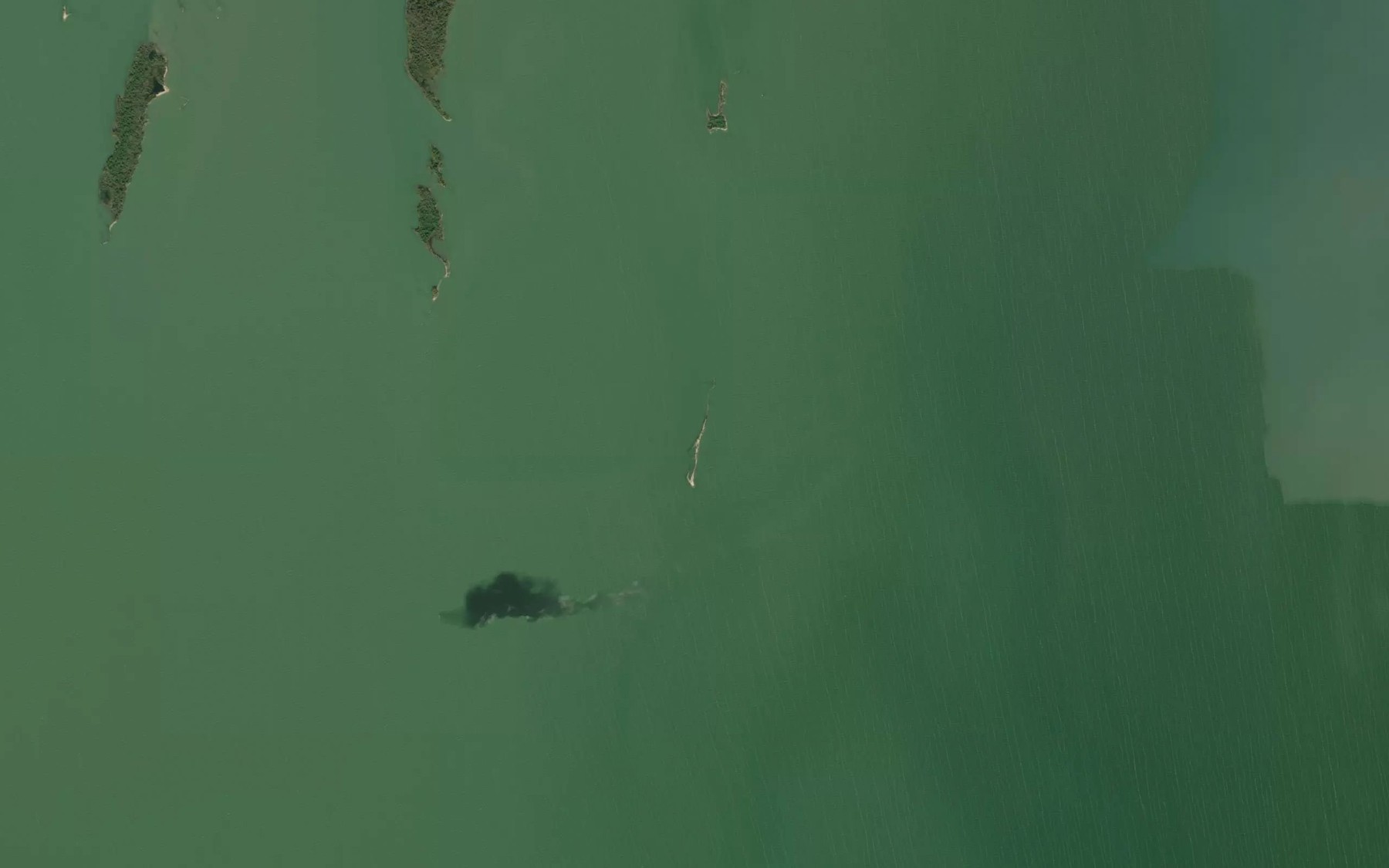 Satellite map of the West Crowduck Reef