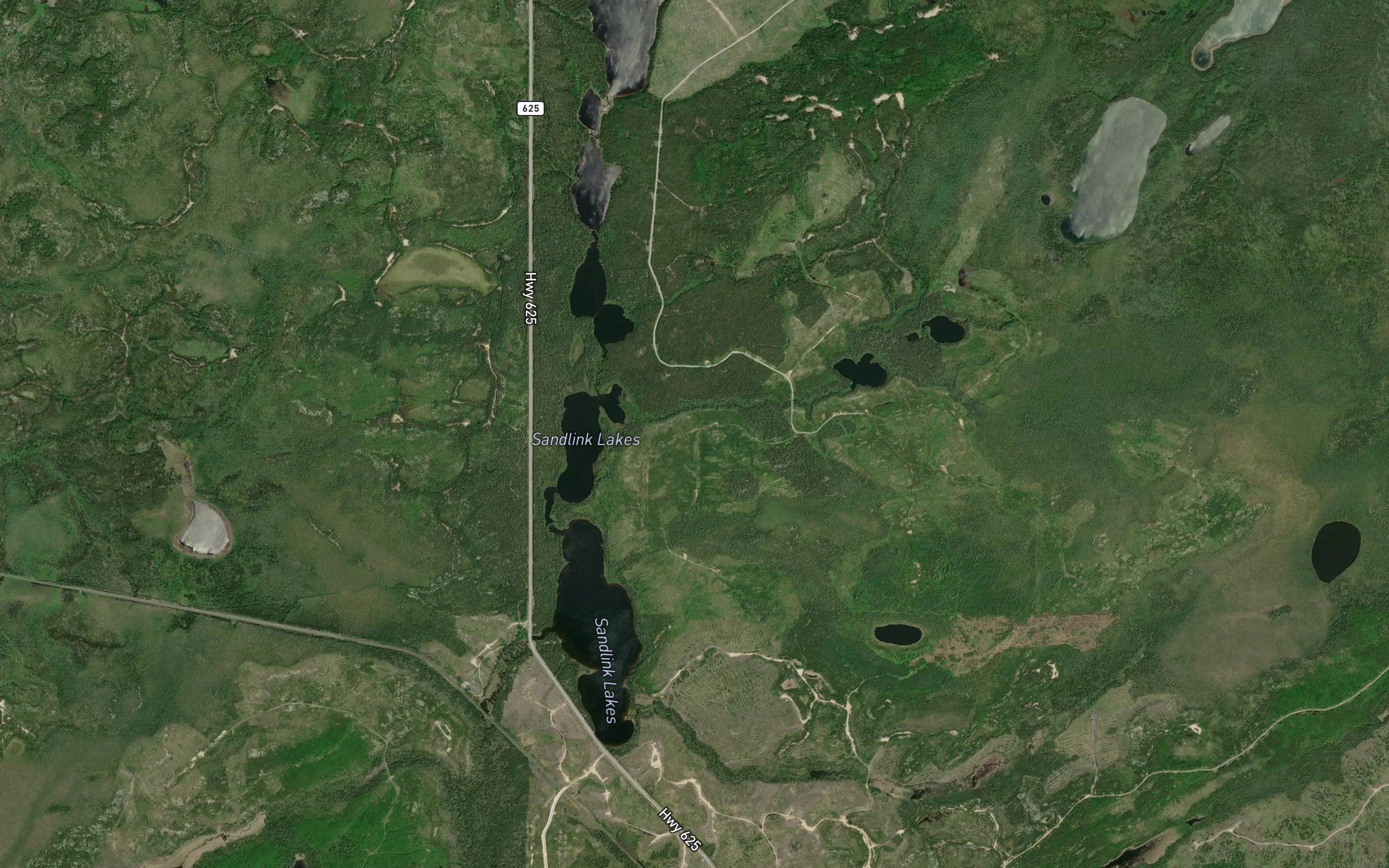 Sandlink Lakes