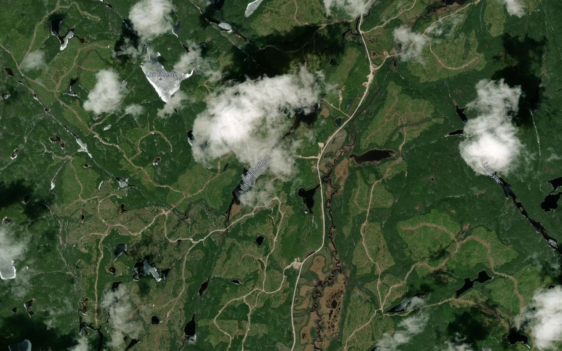 Satellite map of the Lac Micheline