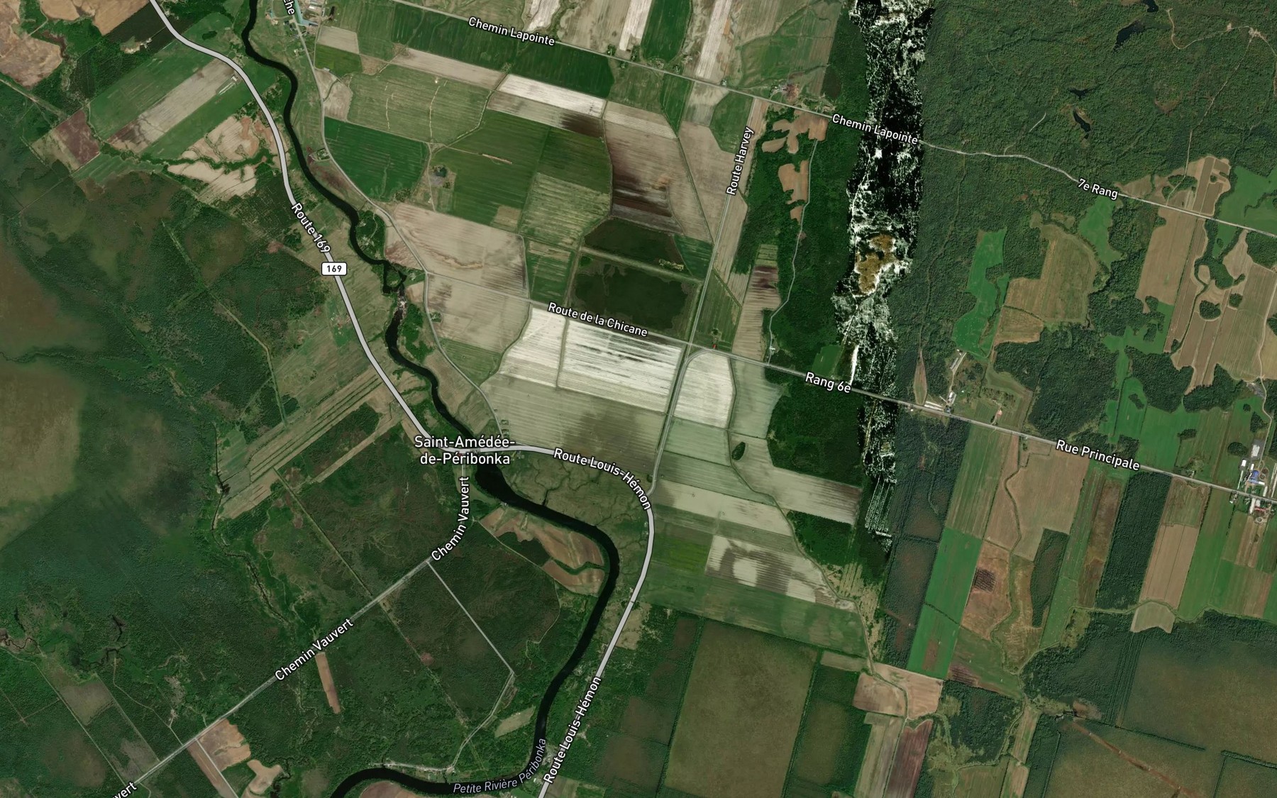 Satellite map of the Cours d'eau Bouchard