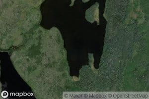 Kenistoopechekomuskwu Lakes