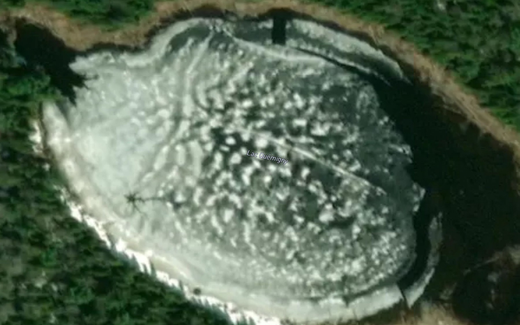 Satellite map of the Lac Quemigny