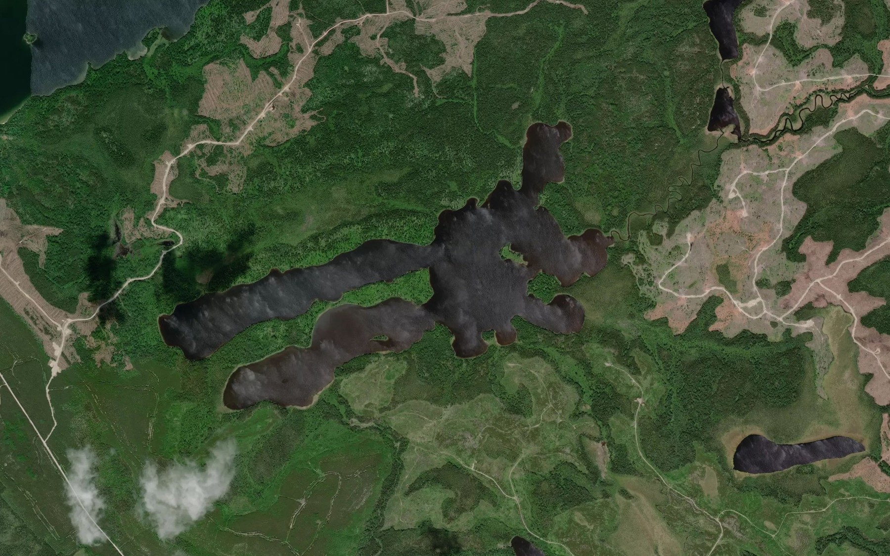 Satellite map of the Primok Lake