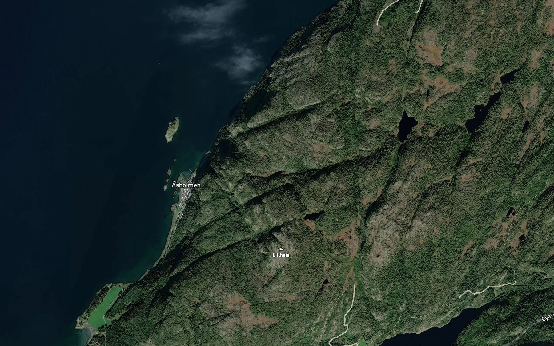 Satellite map of the Holmtjonna
