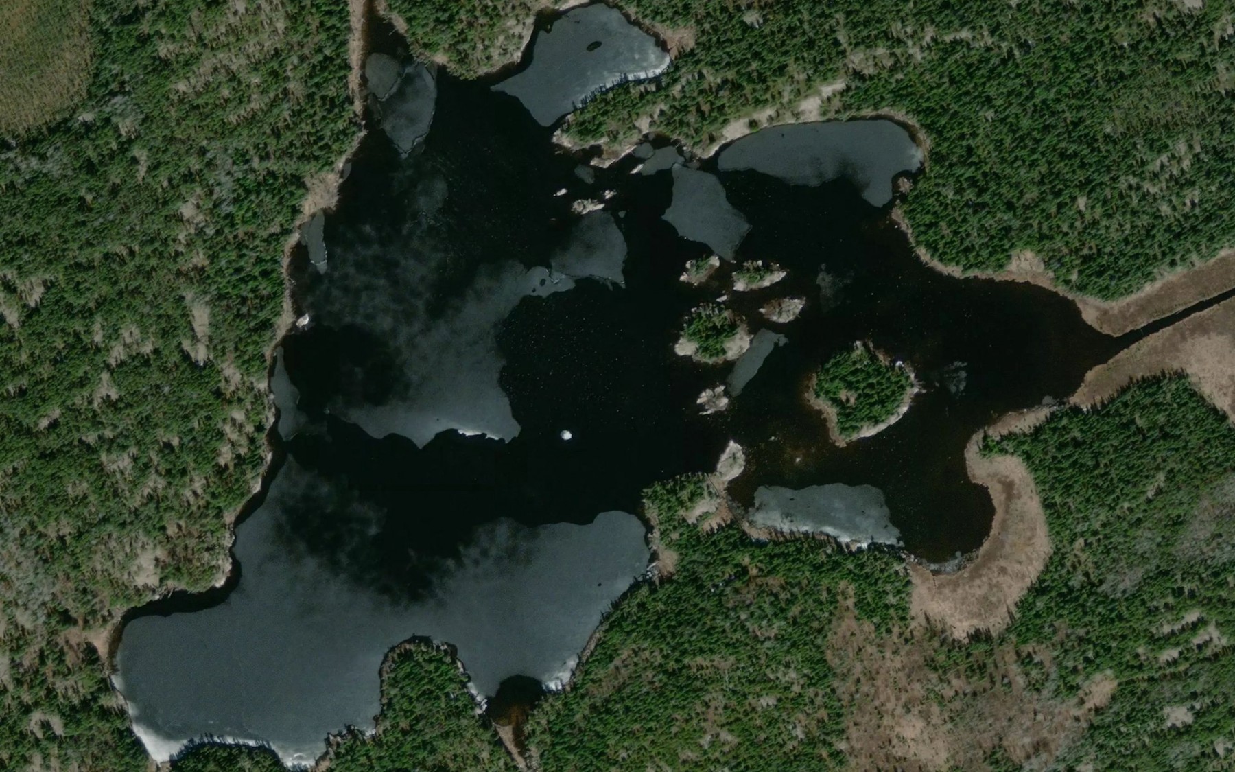Satellite map of the Muskeg Narrows Lake