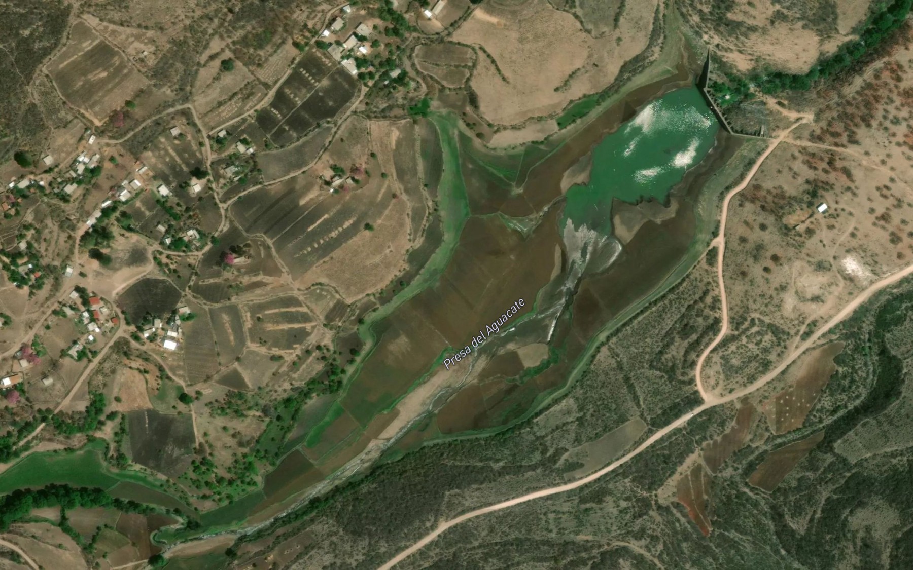 Satellite map of the El Aguacate