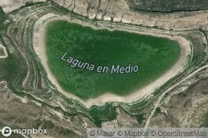 Laguna en Medio