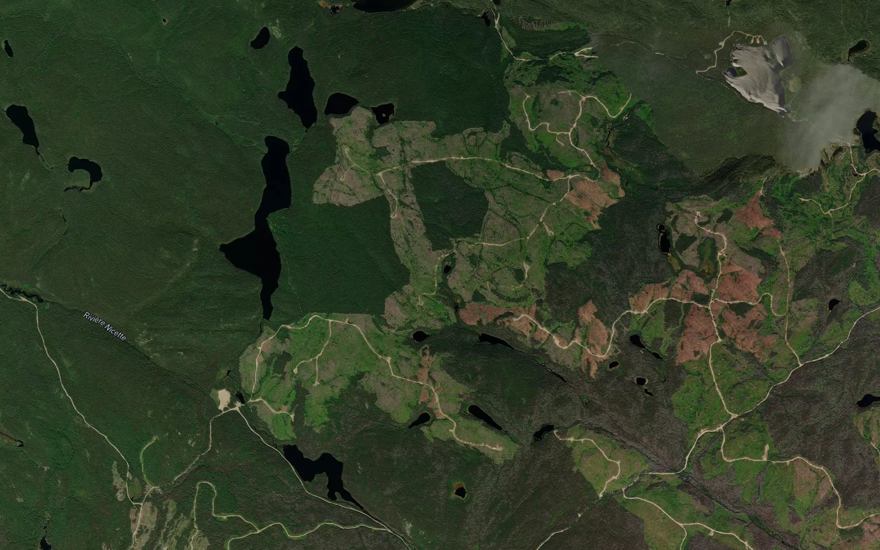Satellite map of the Lac Negade