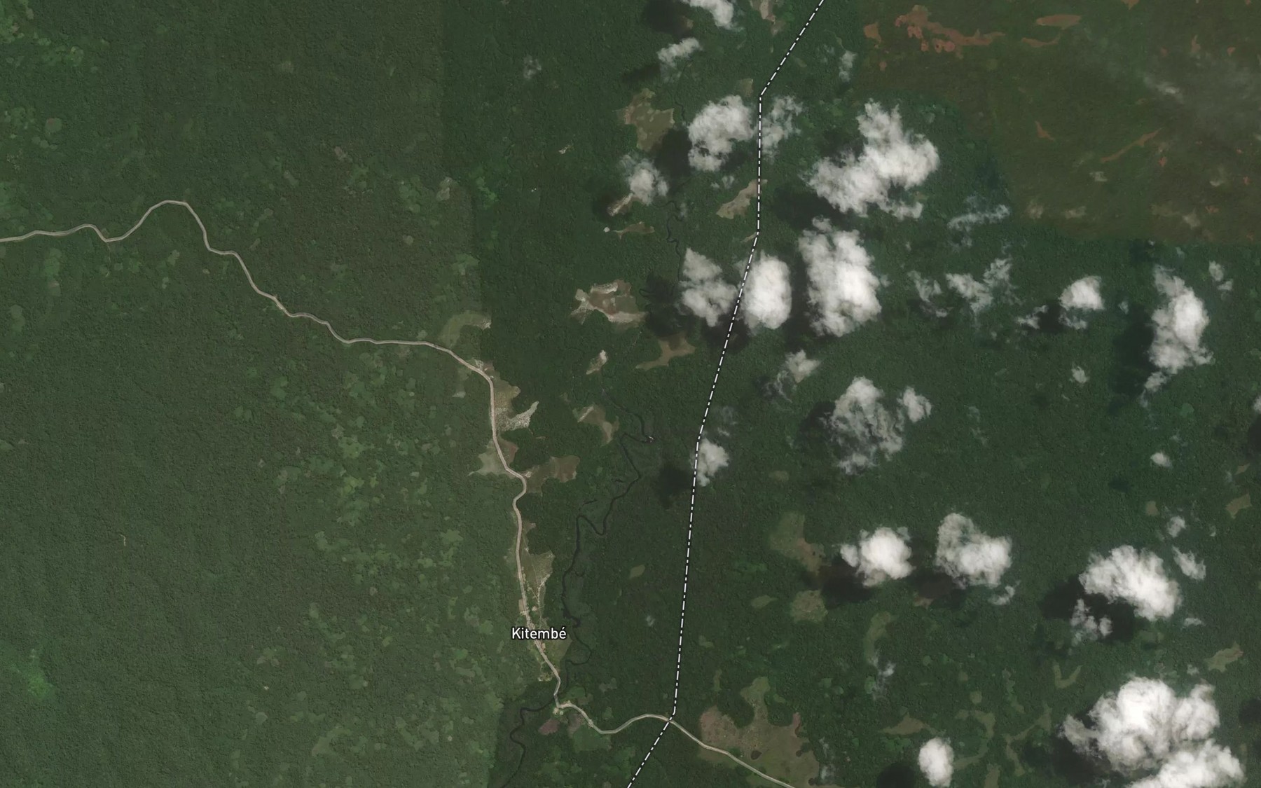 Satellite map of the Lue