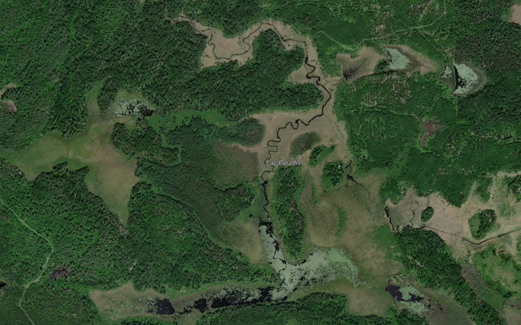 Satellite map of the Lac Paradis