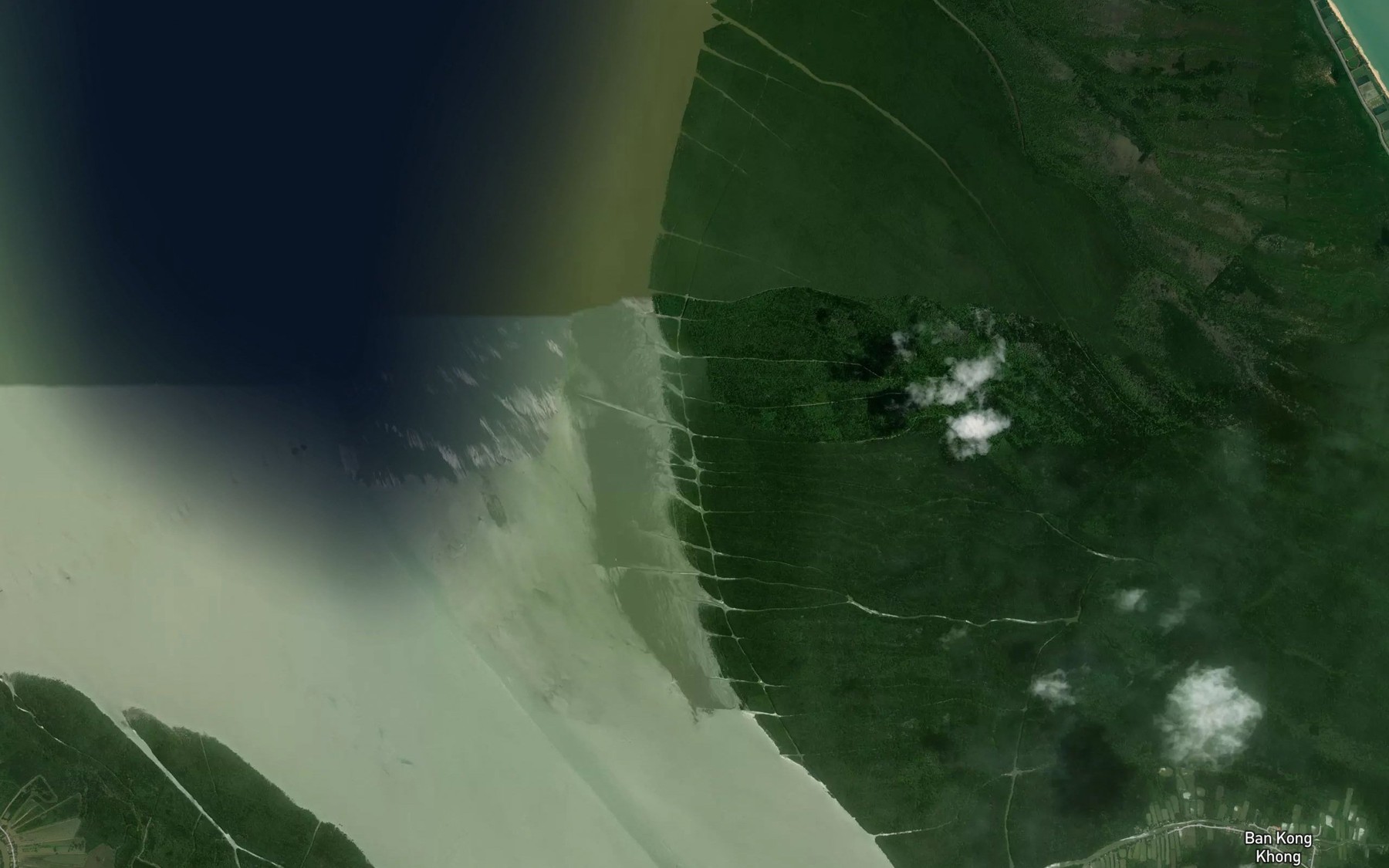 Satellite map of the Khlong Phraek Prian
