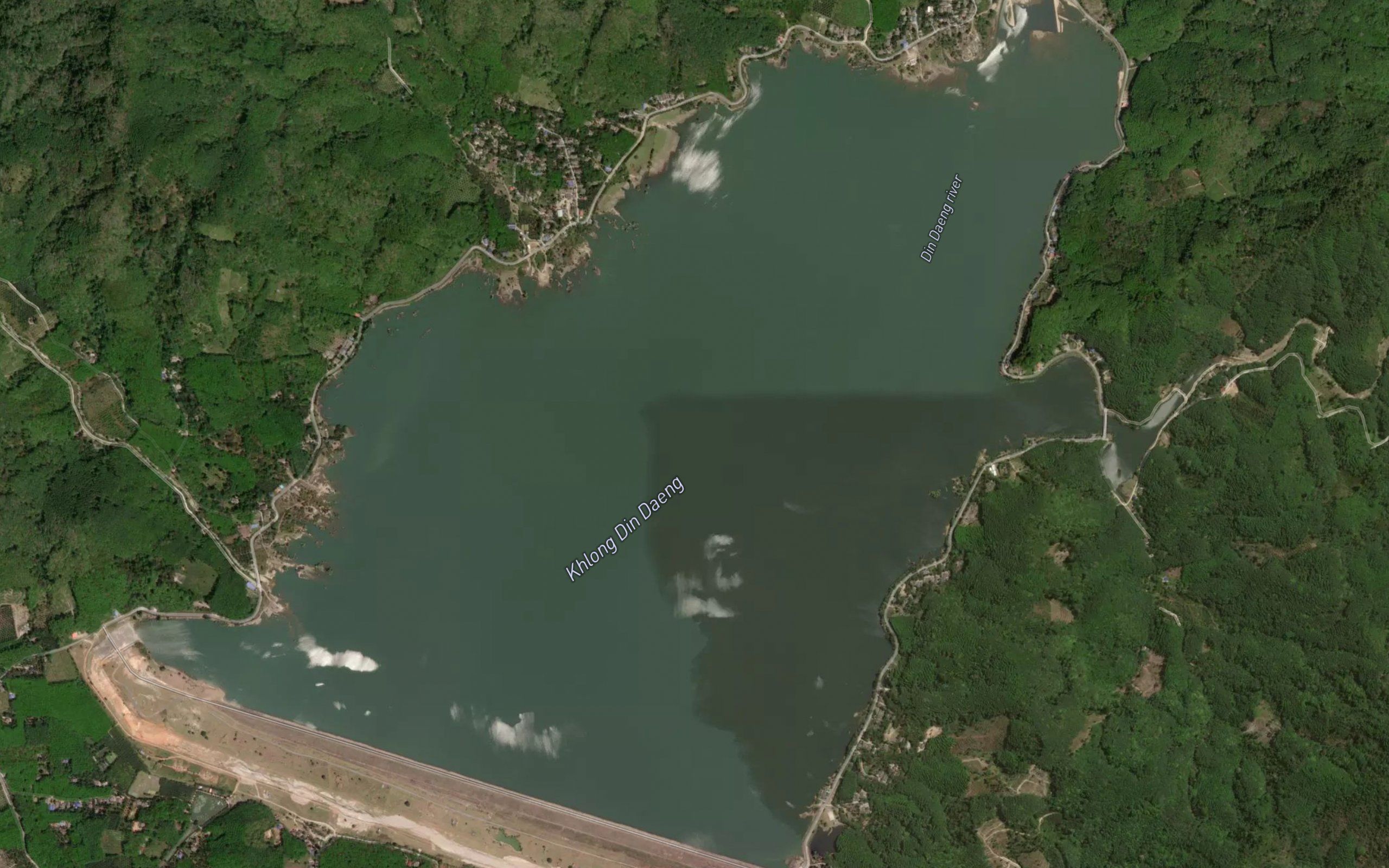 Ang Kep Nam Khlong Din Daeng