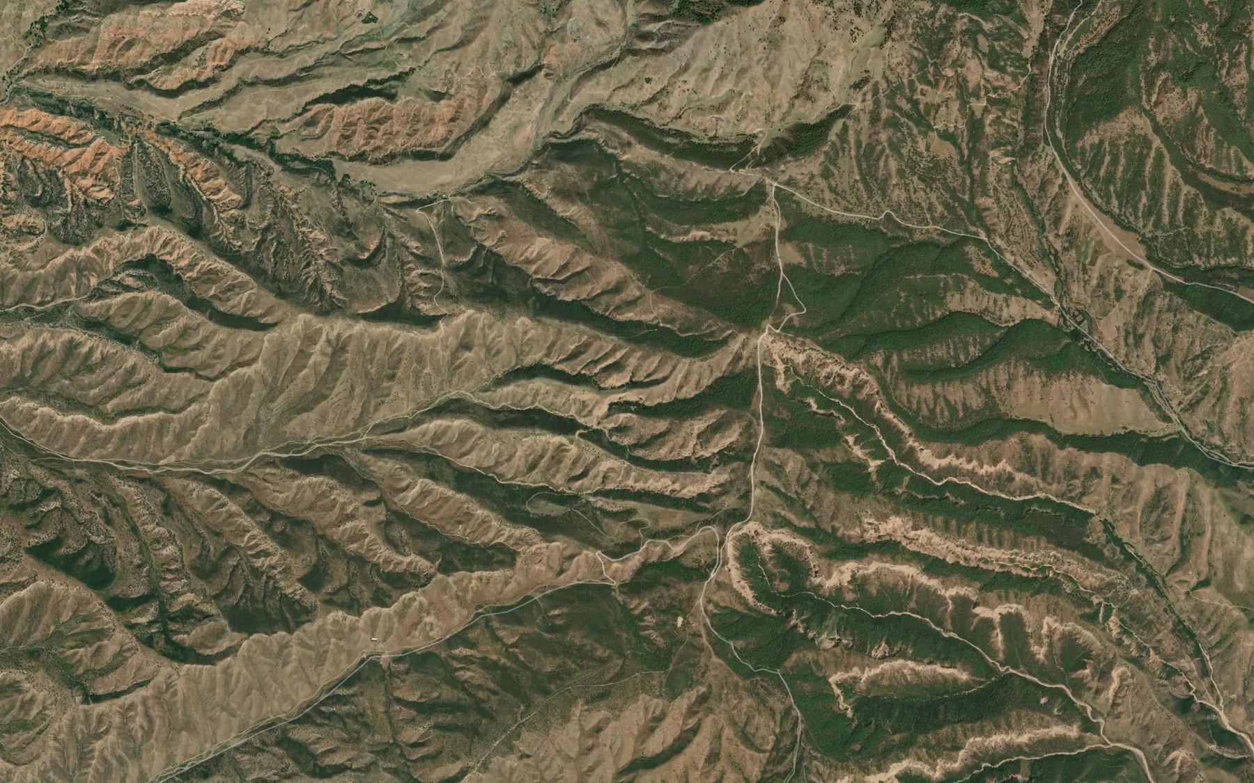 Satellite map of the Rodnik Kyzyl-Alma