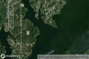 Club Lake Bay